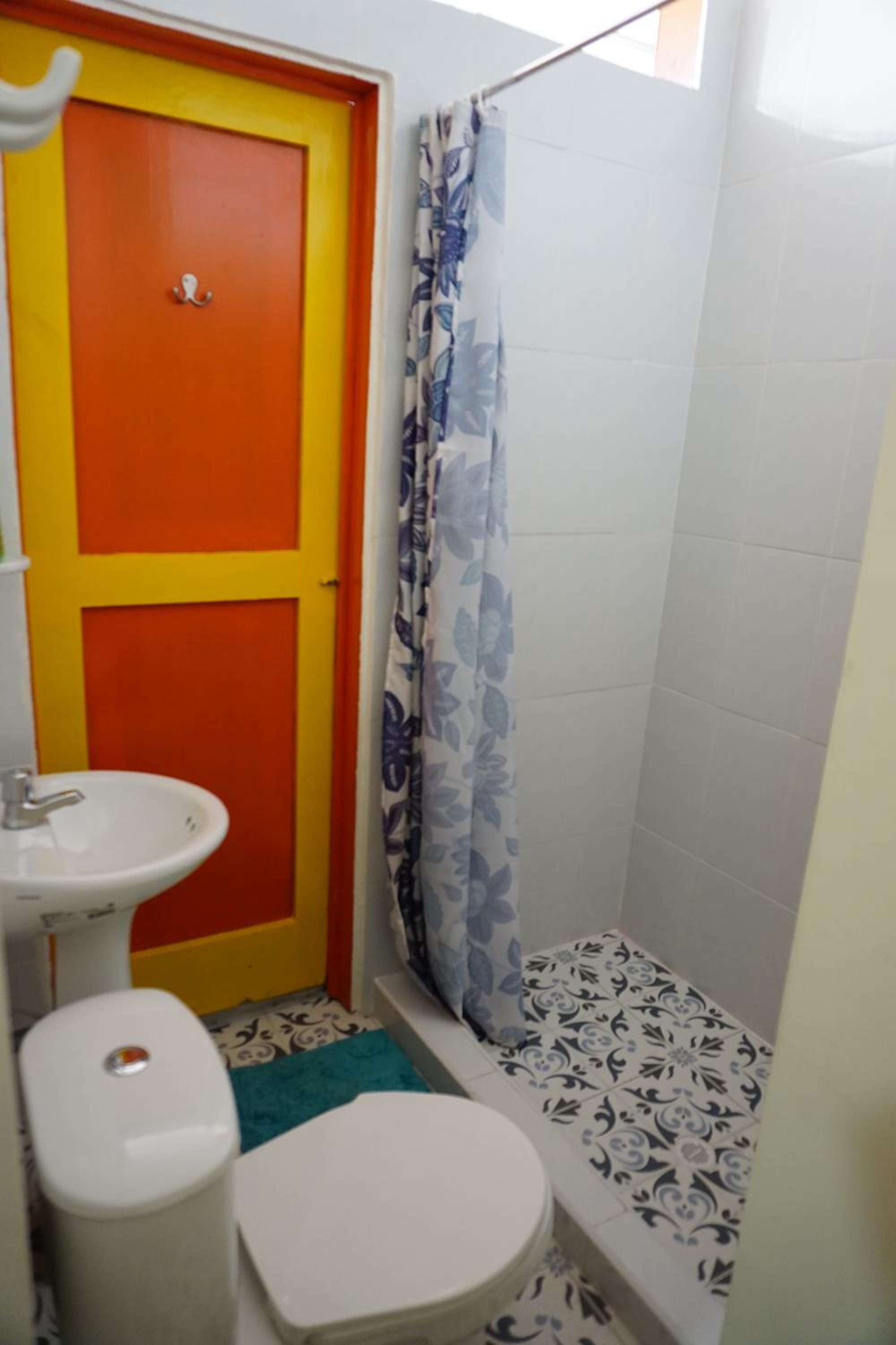 Deluxe Room with Private Bathroom photo 3