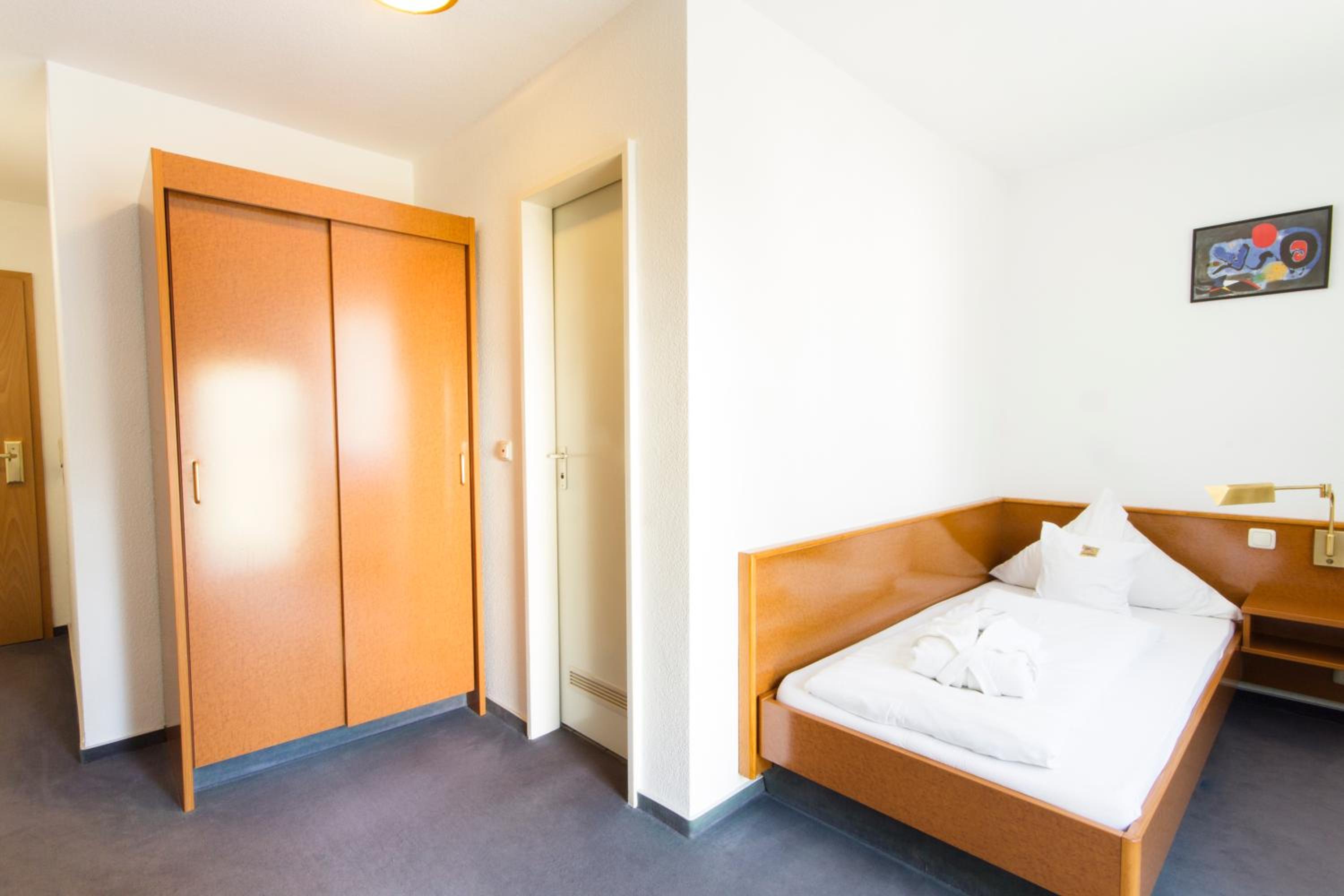 Single Room Comfort