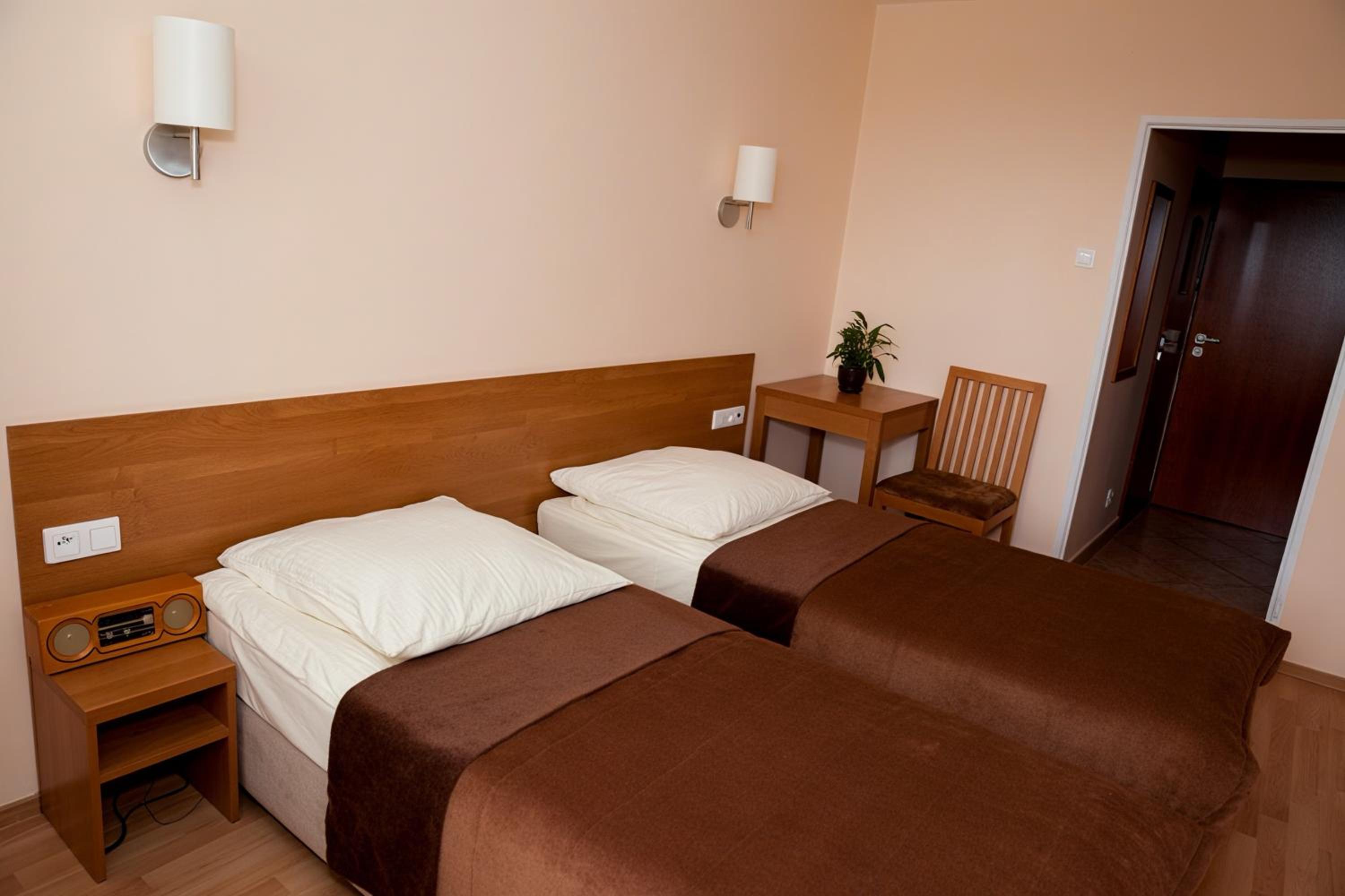 Small Double Room photo 1