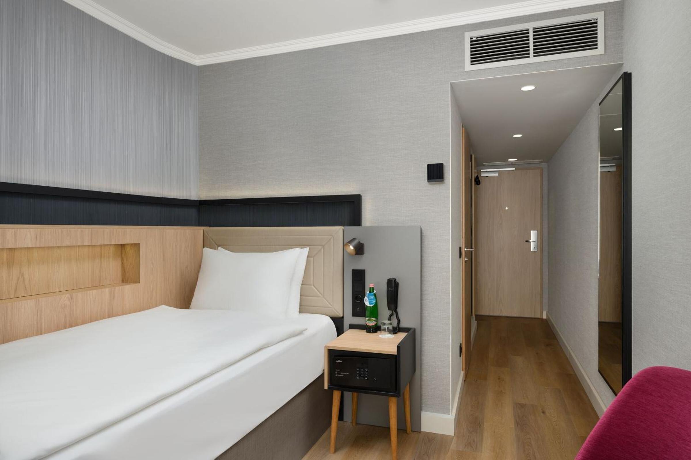 Superior Single Room
