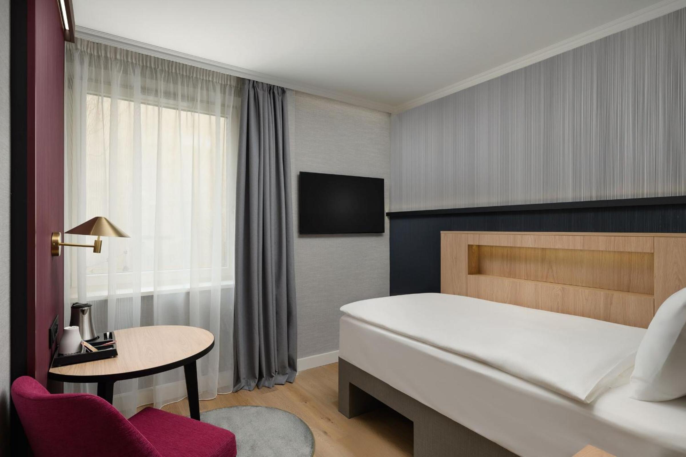 Superior Single Room