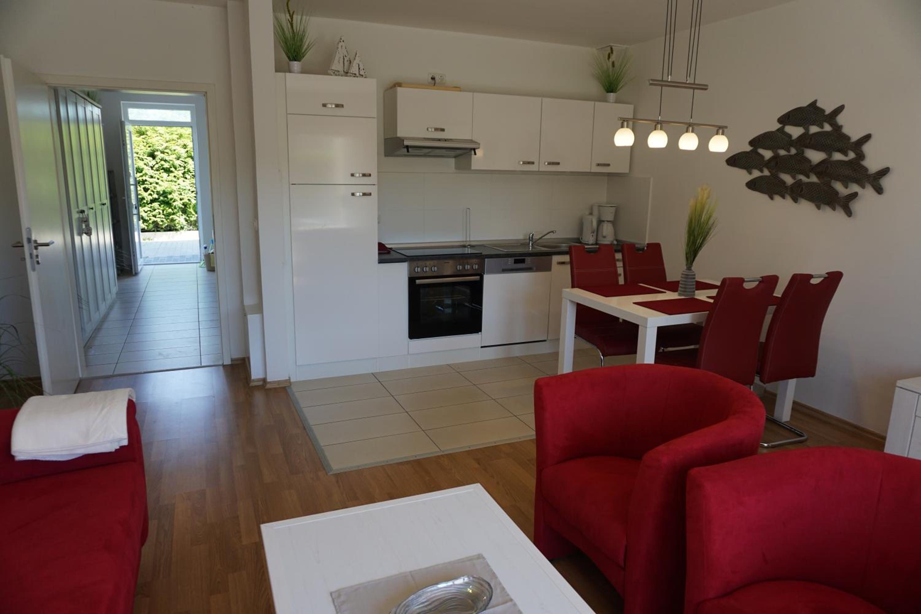 Apartment with Terrace No. 4 photo 2