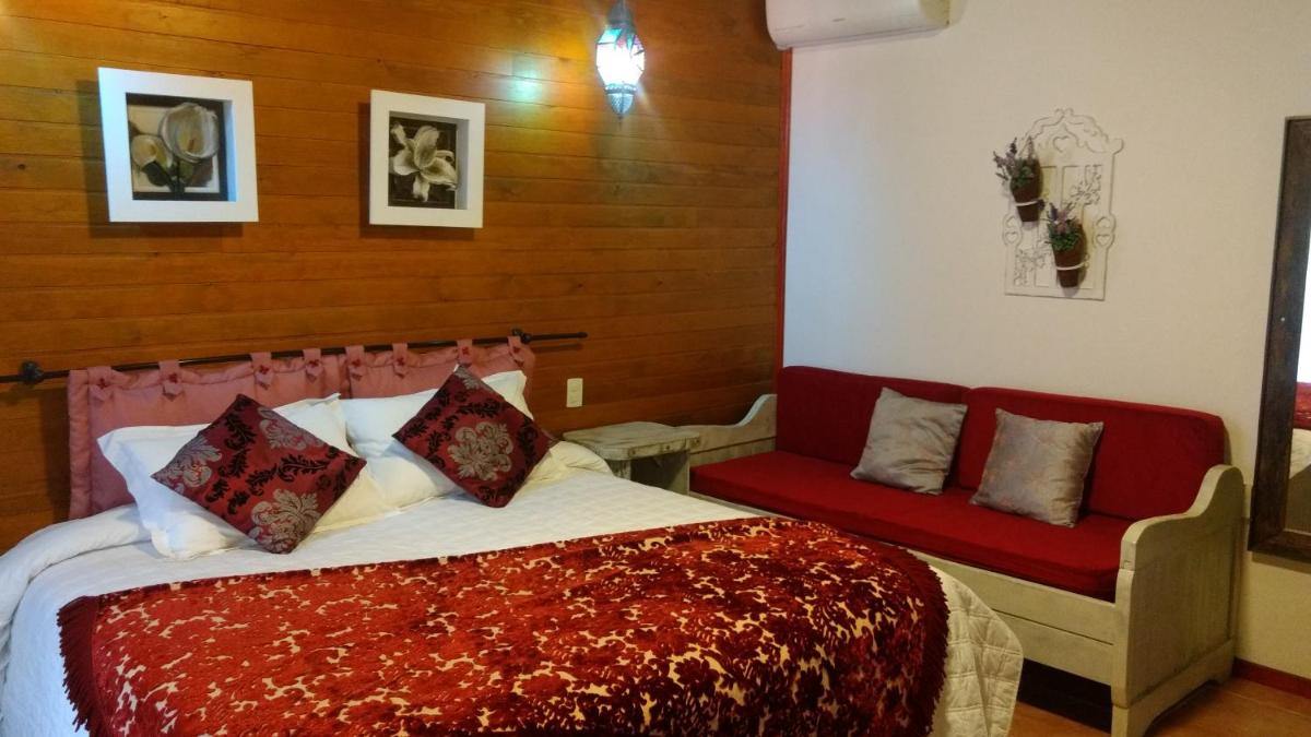 Suite with Balcony photo 1