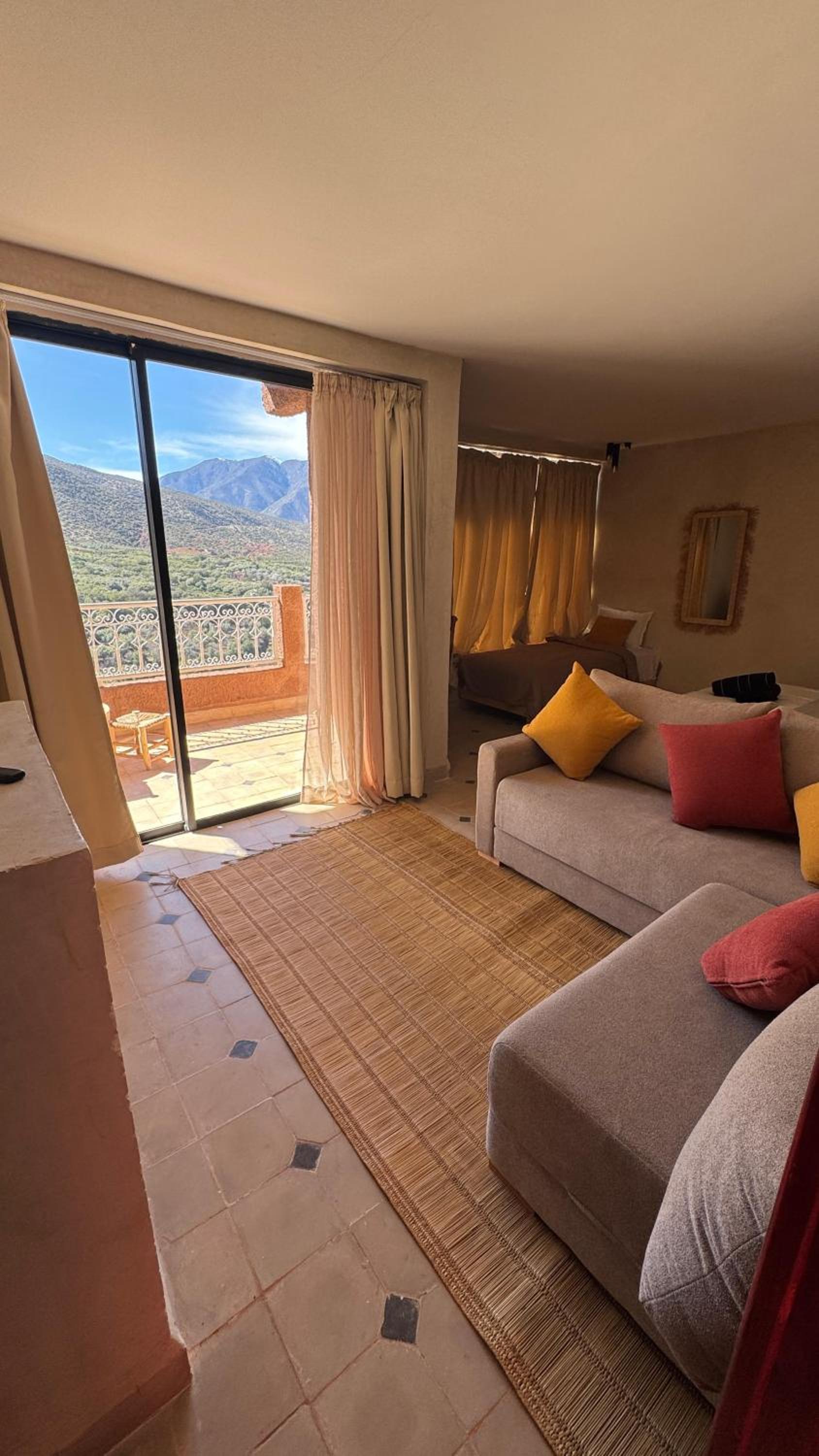 Suite with Pool View photo 3