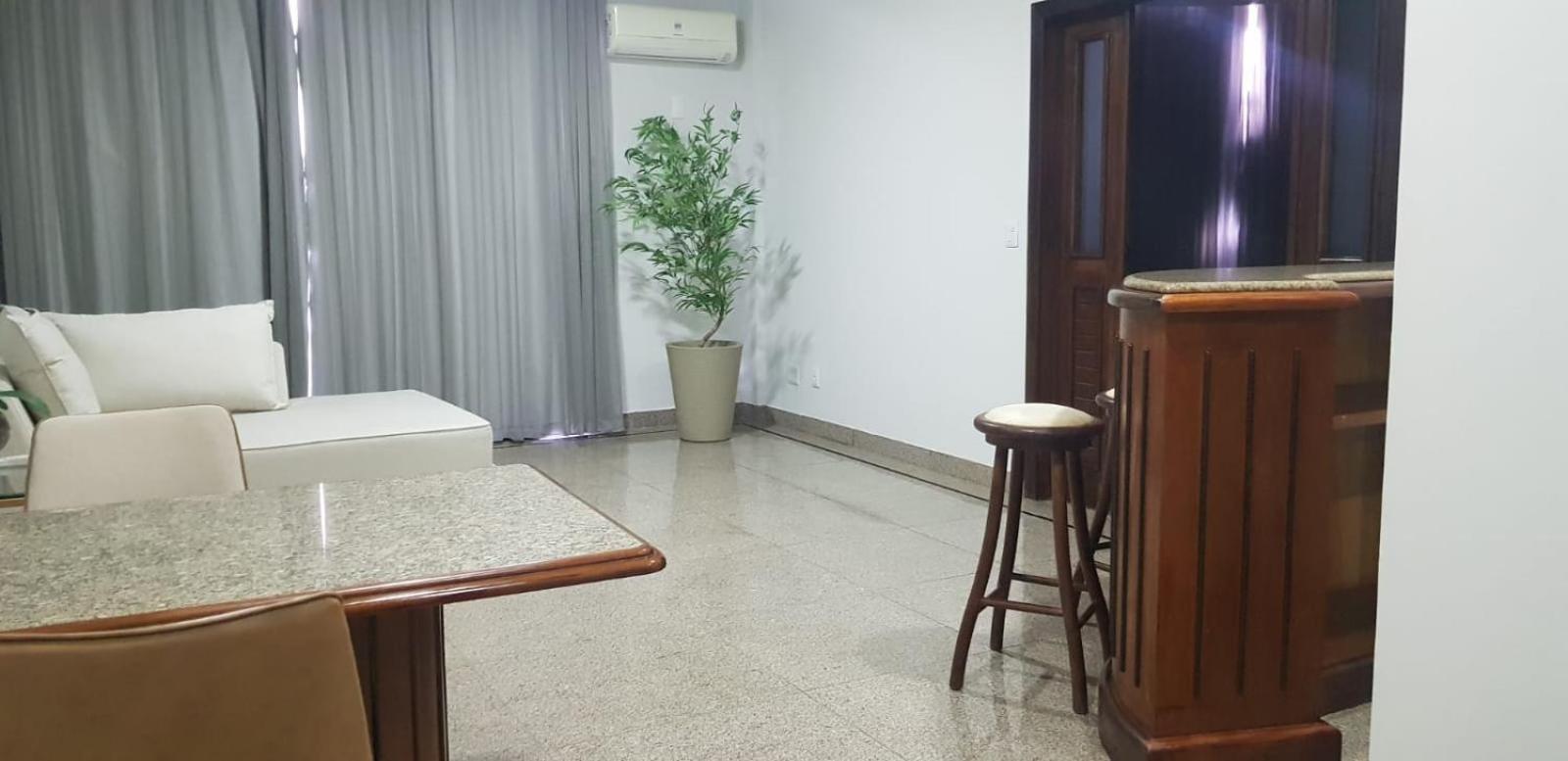 King Suite with Spa Bath