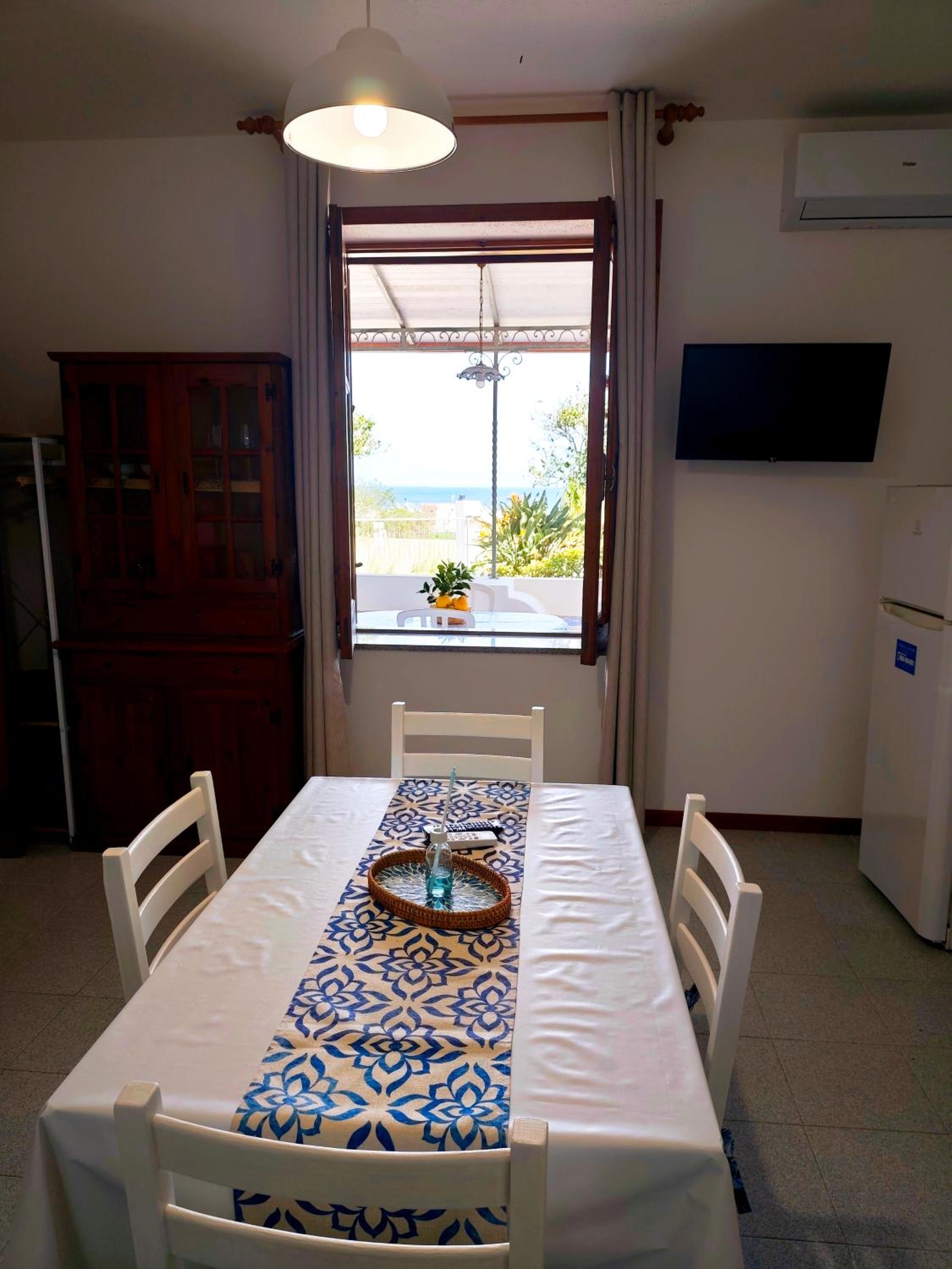 One-Bedroom Apartment with Sea View and Terrace photo 1