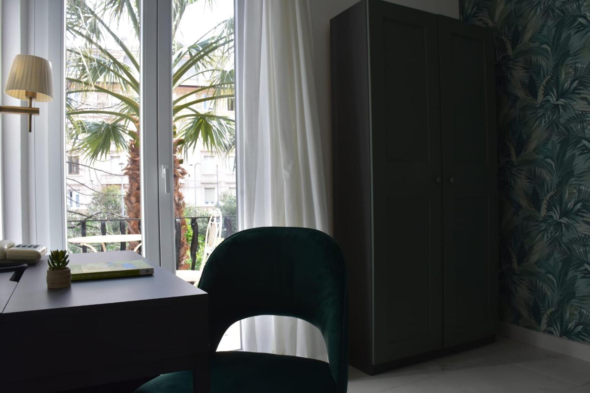 Luxury Triple Room – Connecting on Request