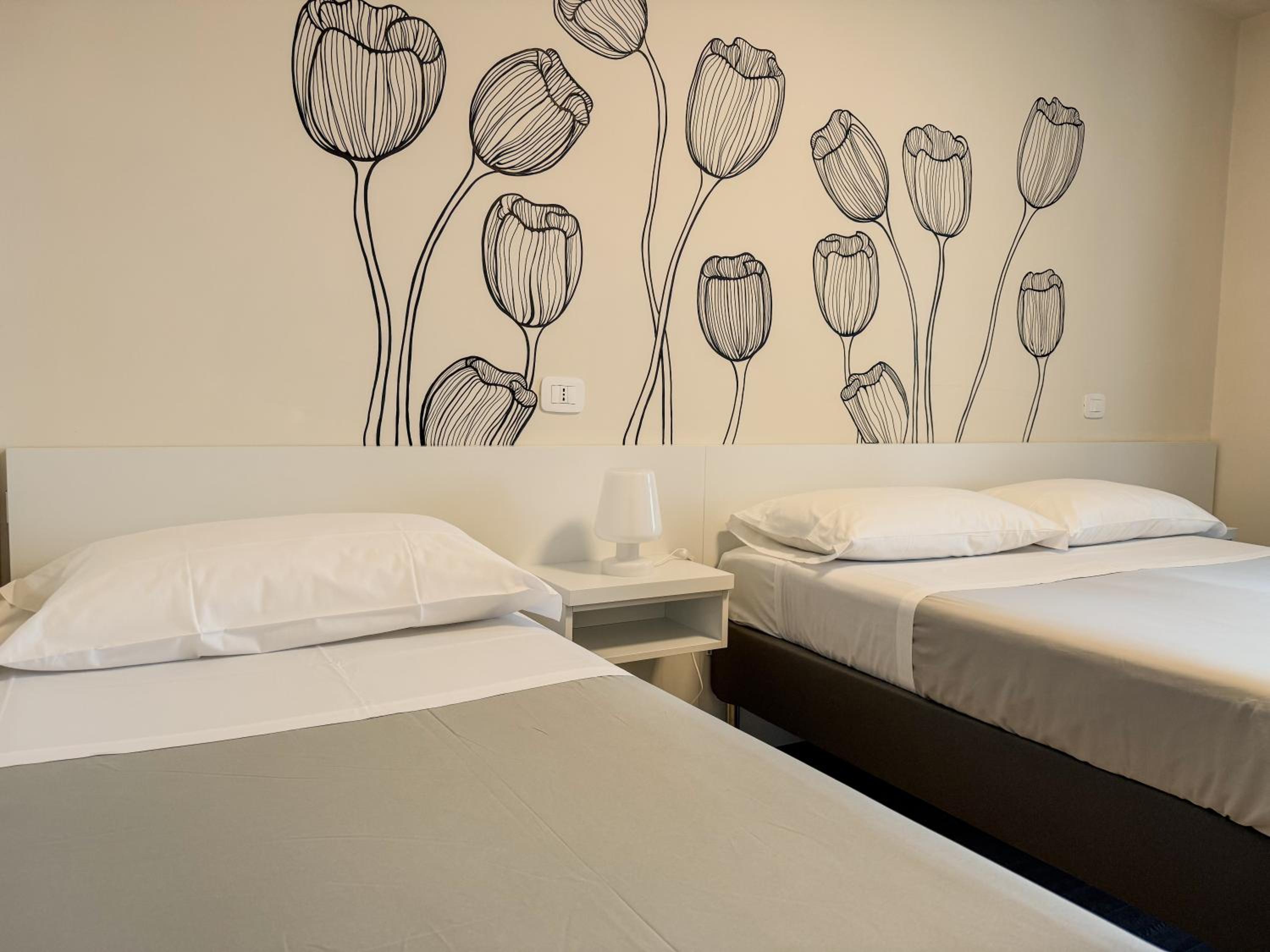 Deluxe Triple Room photo 3