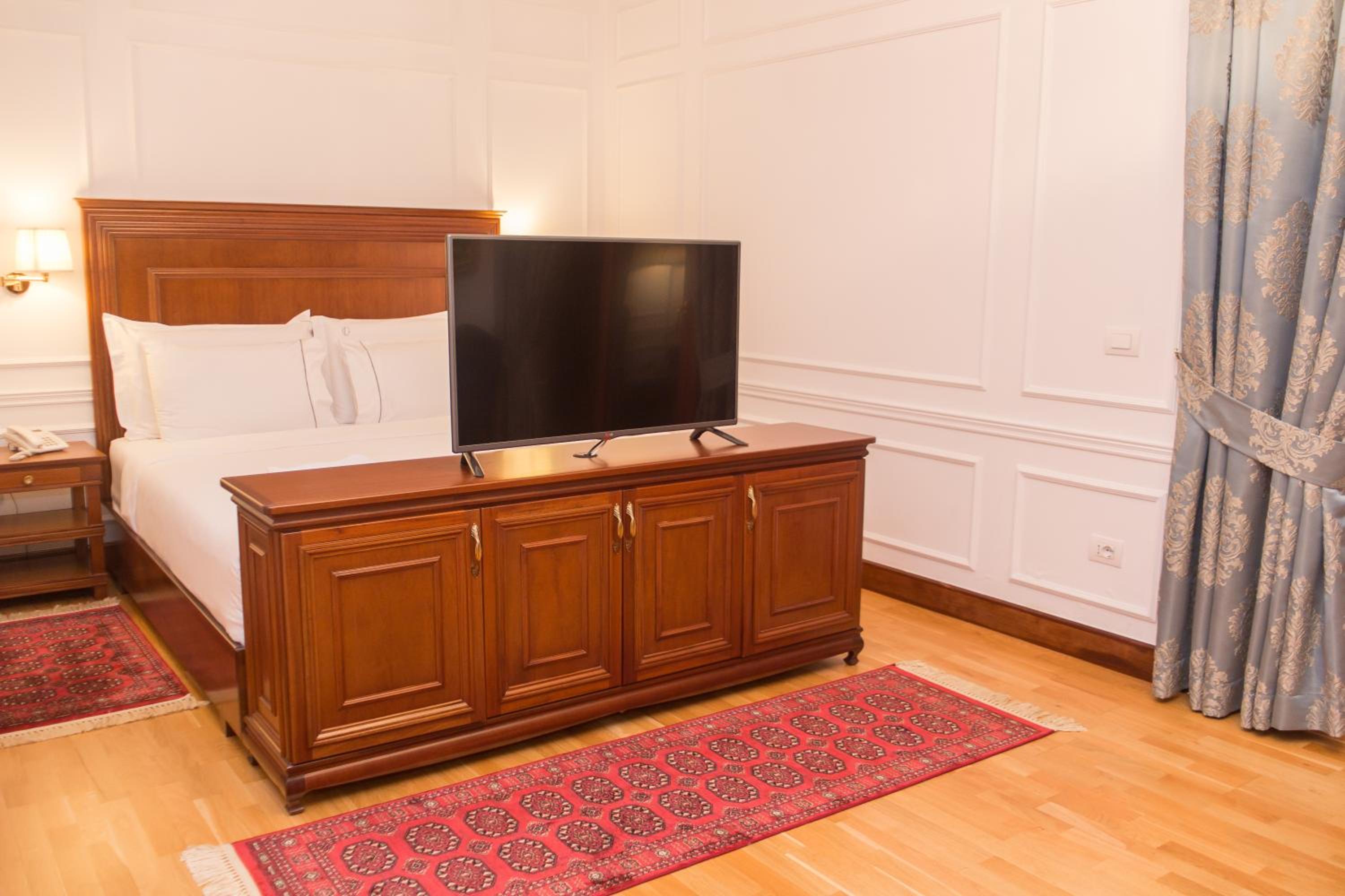 Suite with Balcony photo 2
