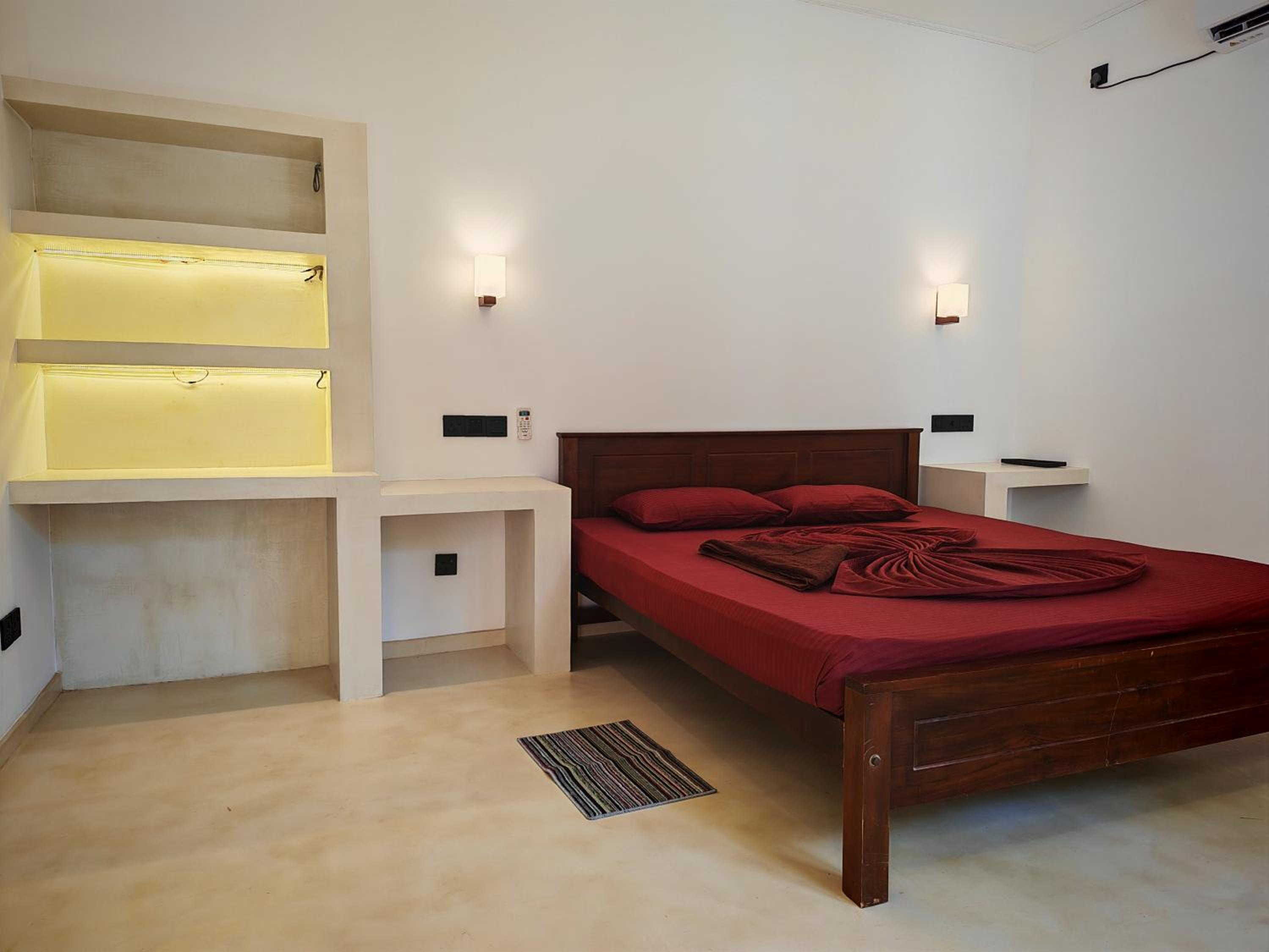 Deluxe King Room photo 2