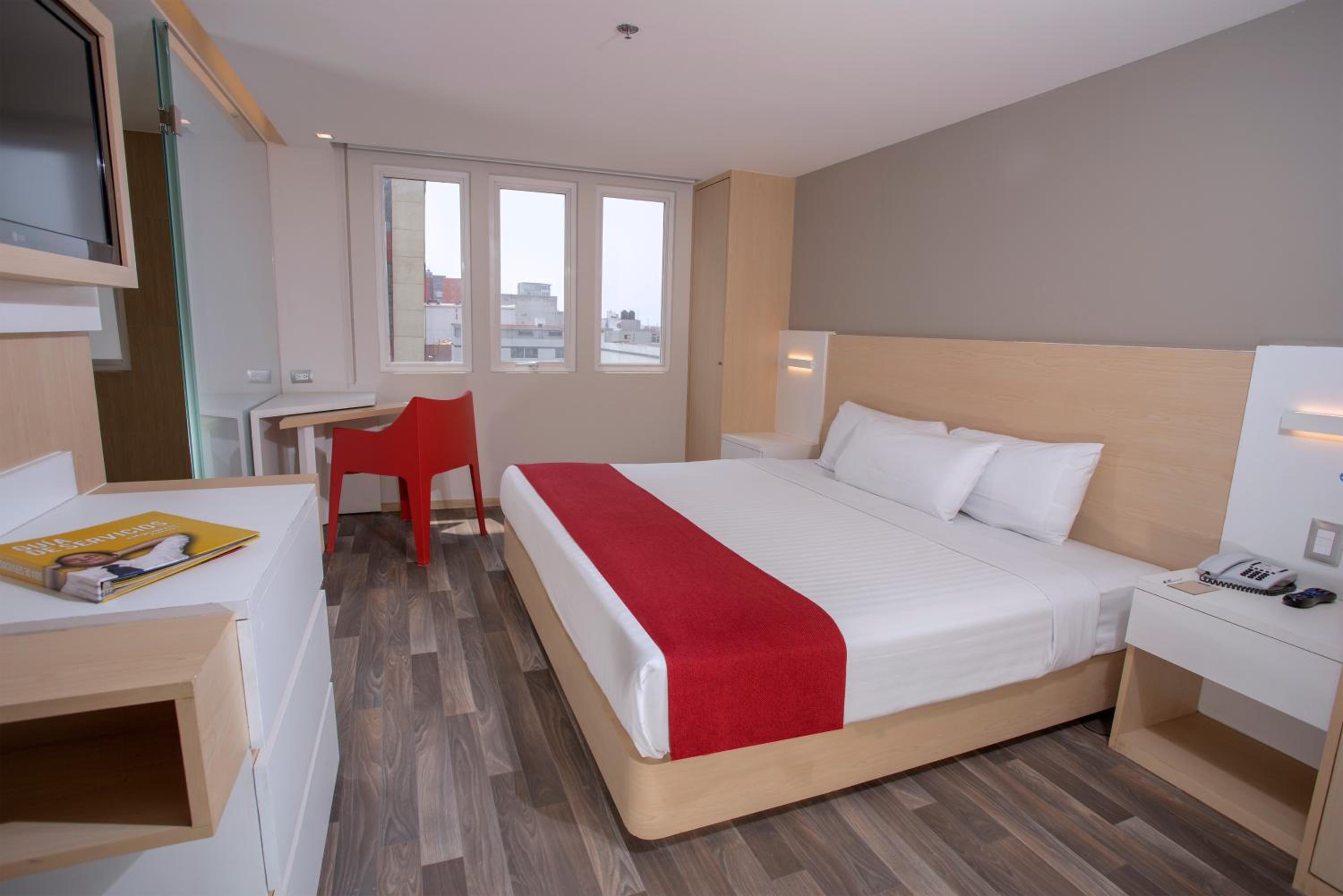 Queen Room
