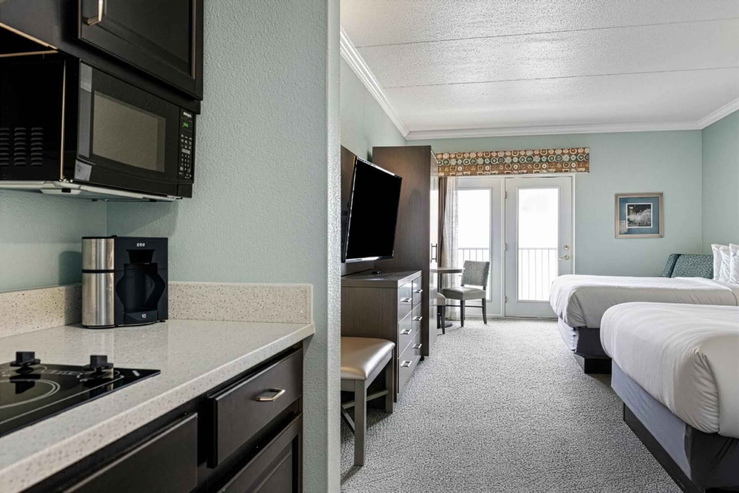Bayview Two Queen with Kitchenette photo 1
