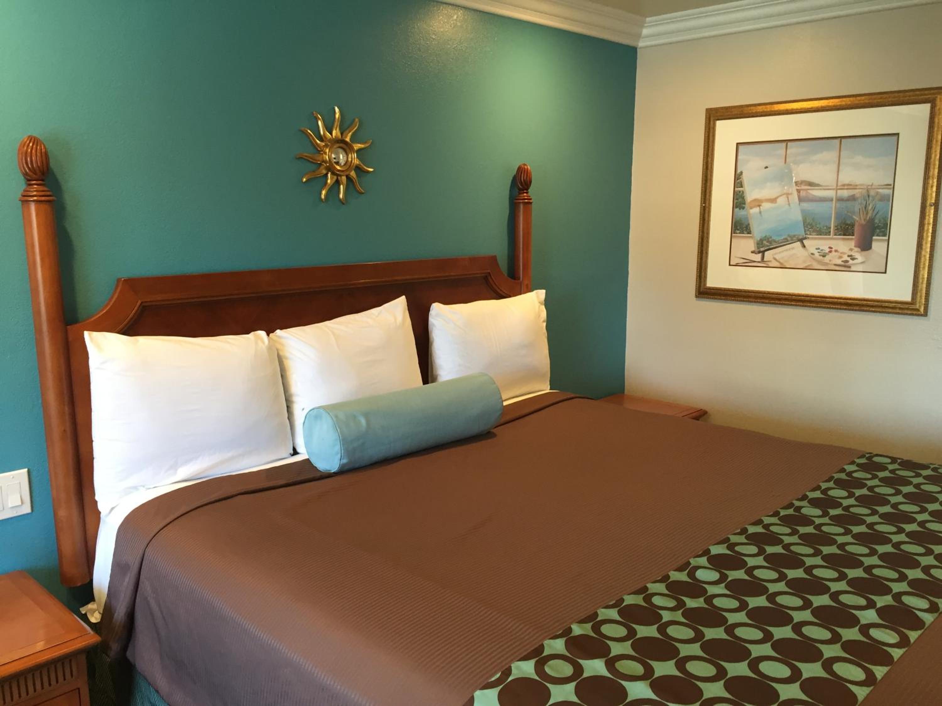 Deluxe King Room - Smoking