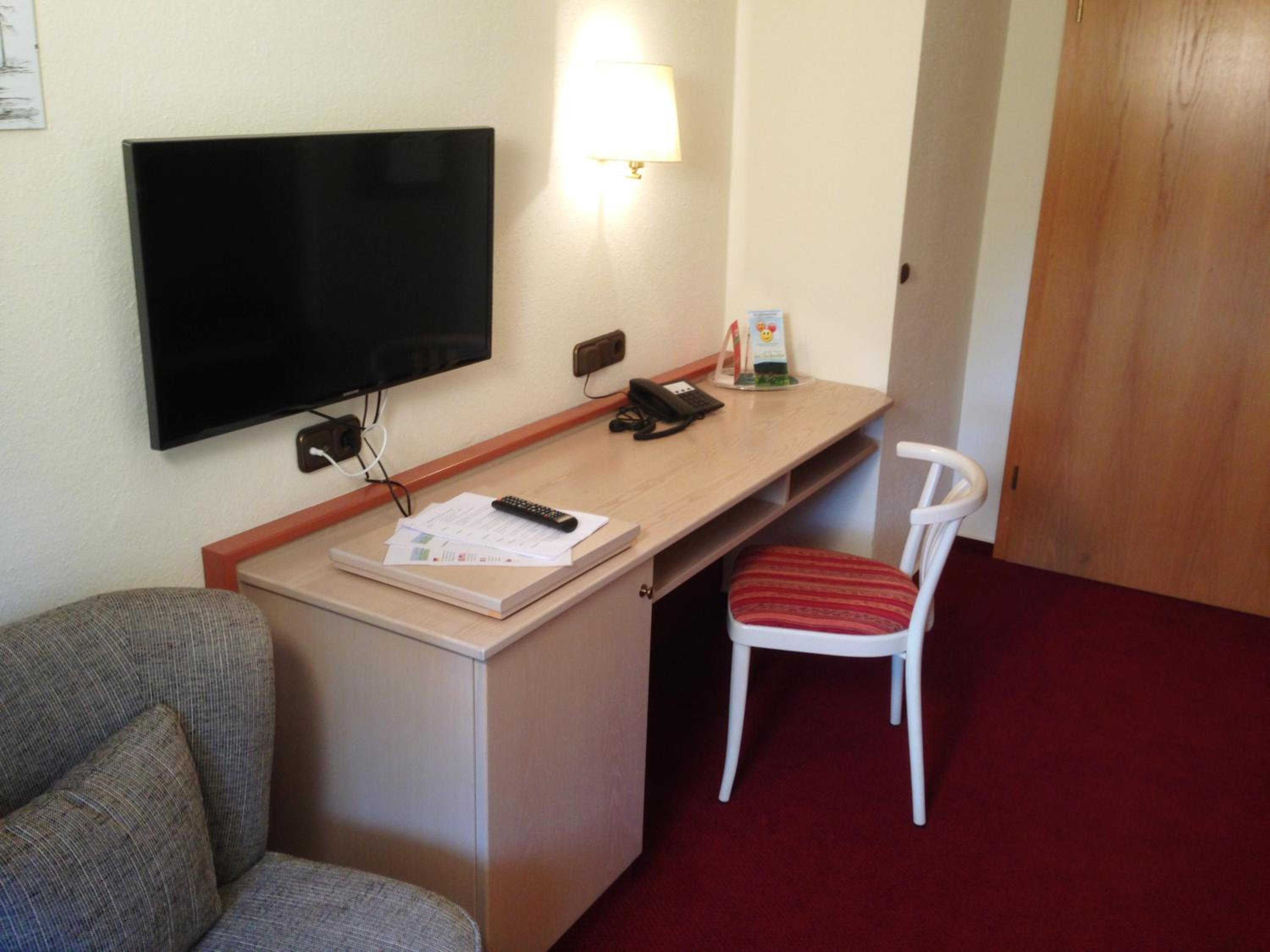 Single Room photo 2