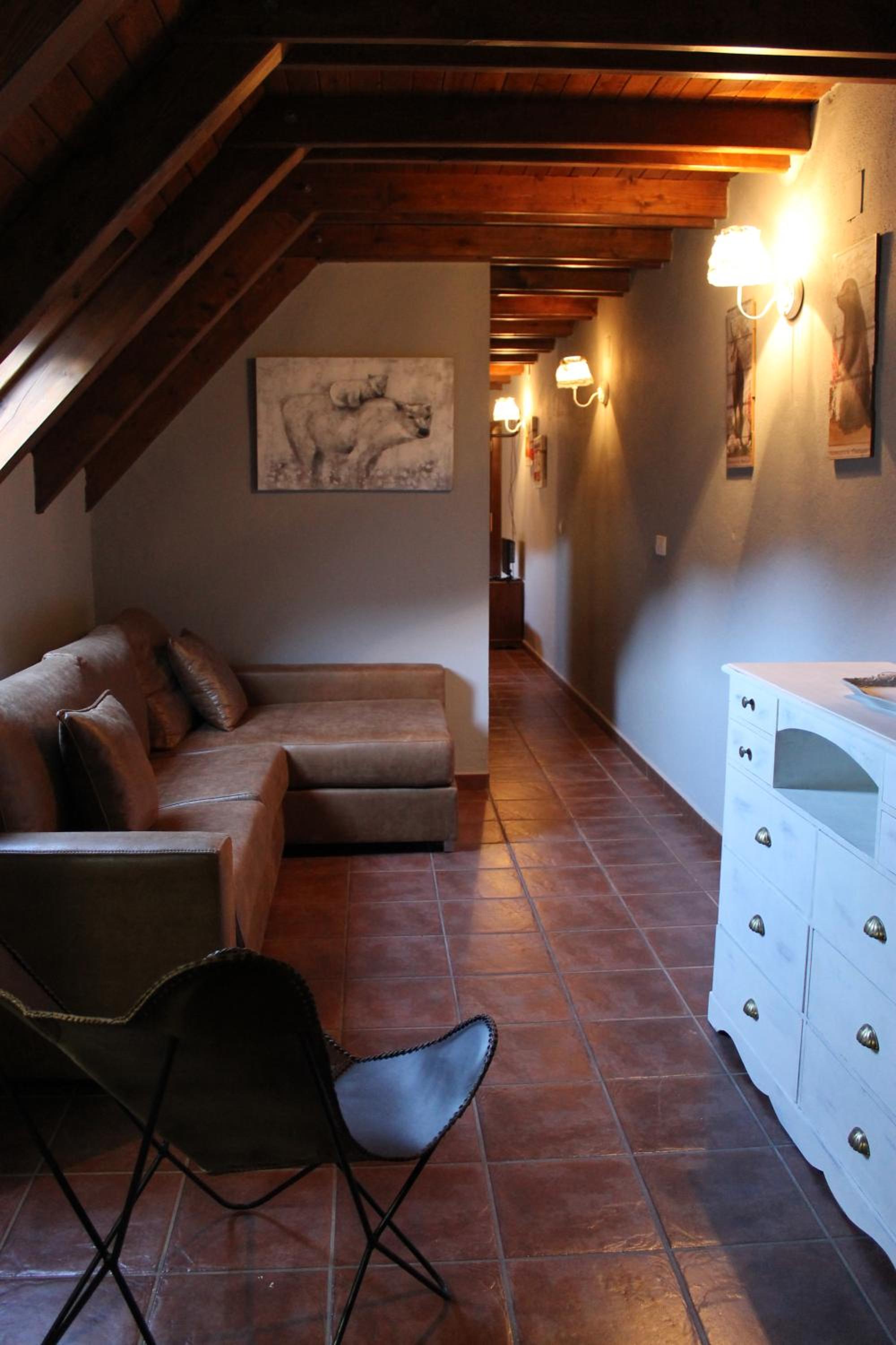Family Room photo 3