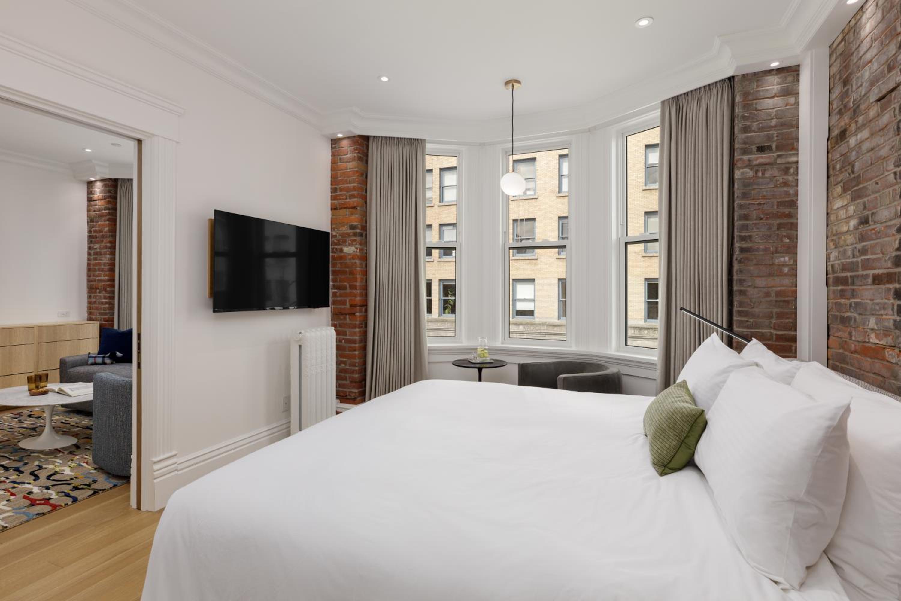 Junior Suite thumbnail 5