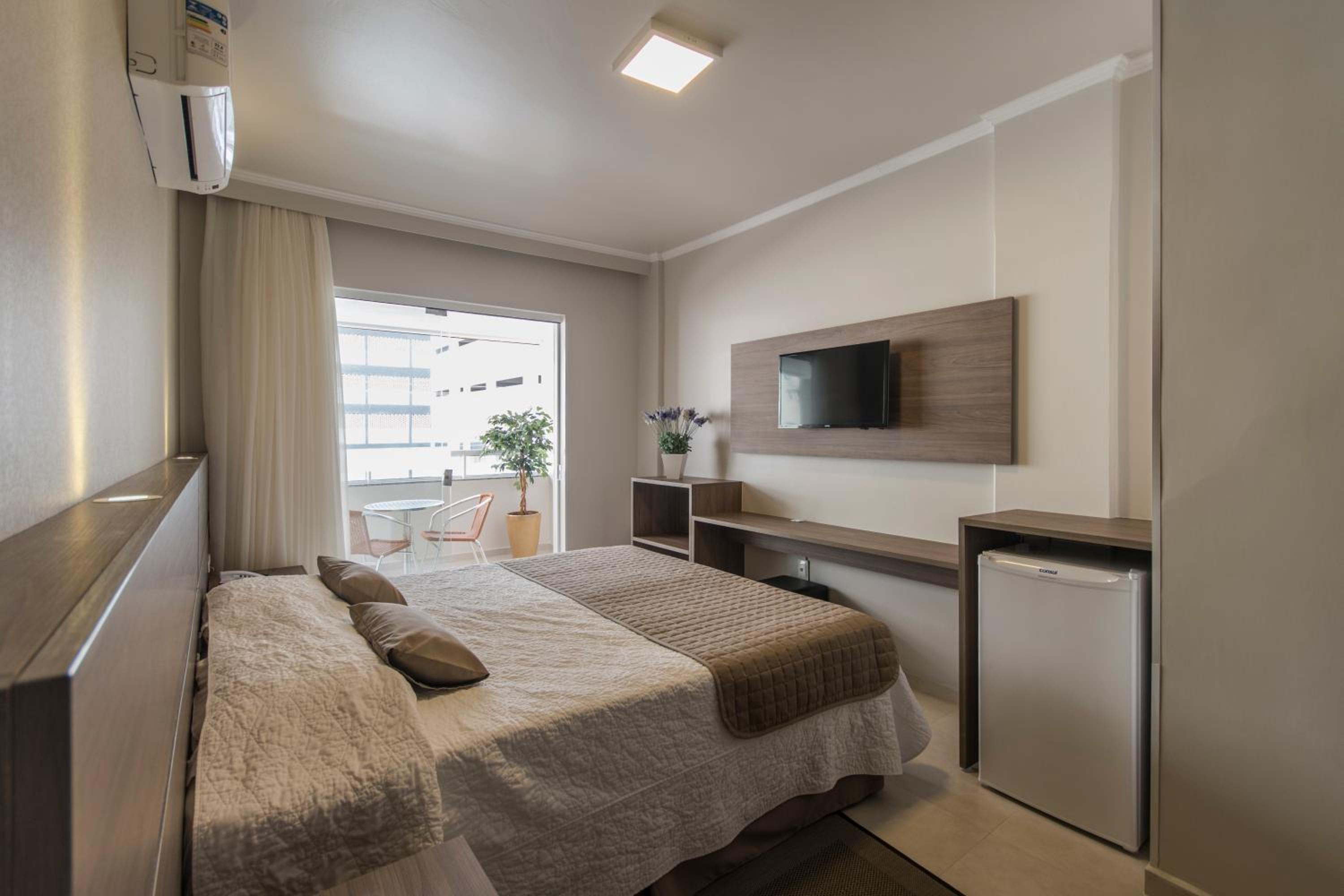 Deluxe Double or Twin Room with Balcony photo 1