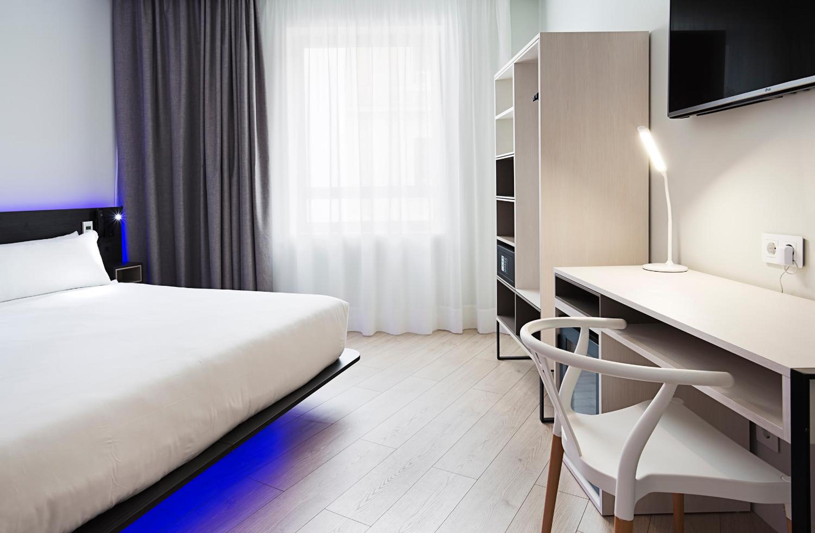 Double Room Premium - Photo 5