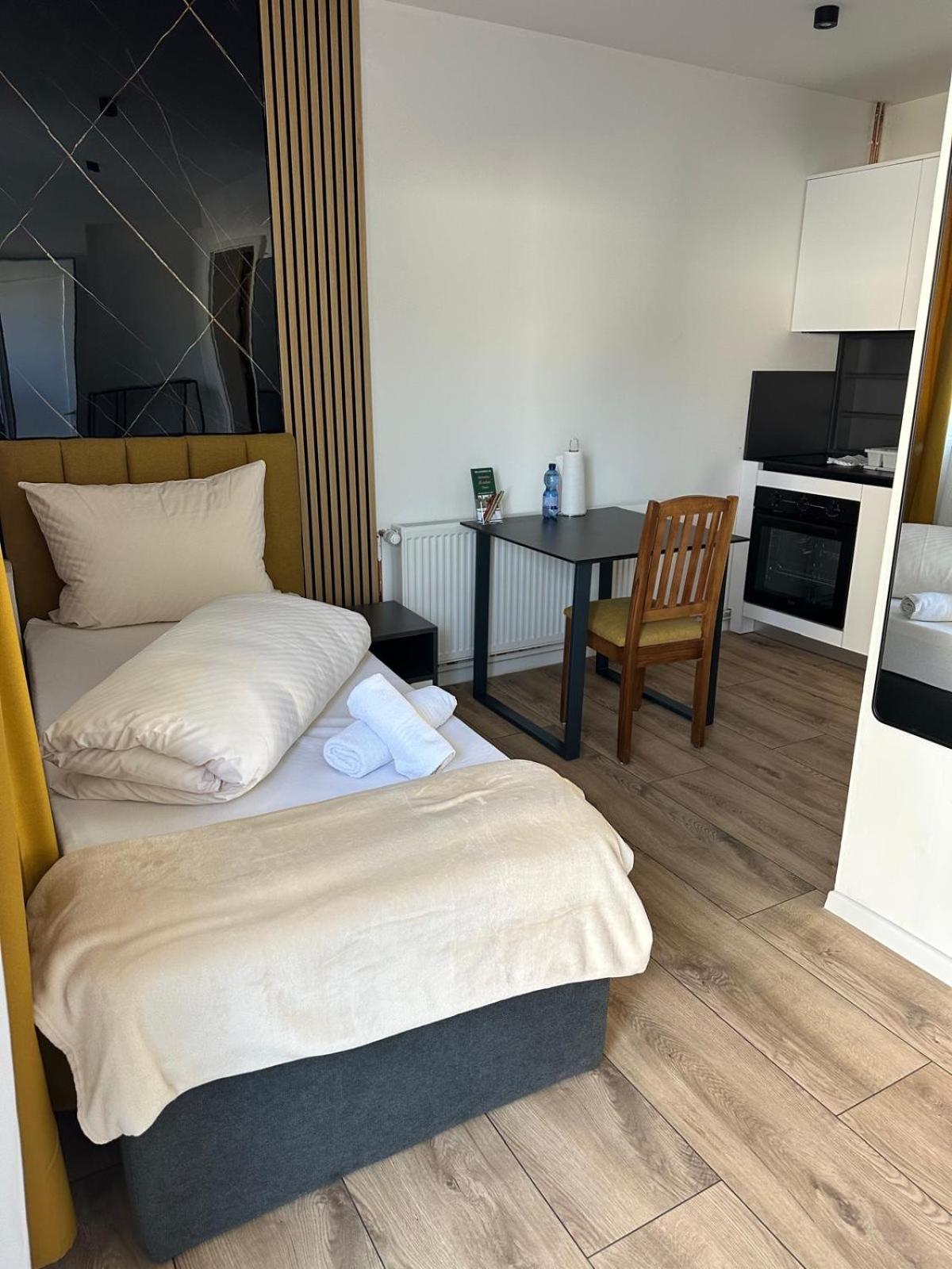 Single Room photo 2
