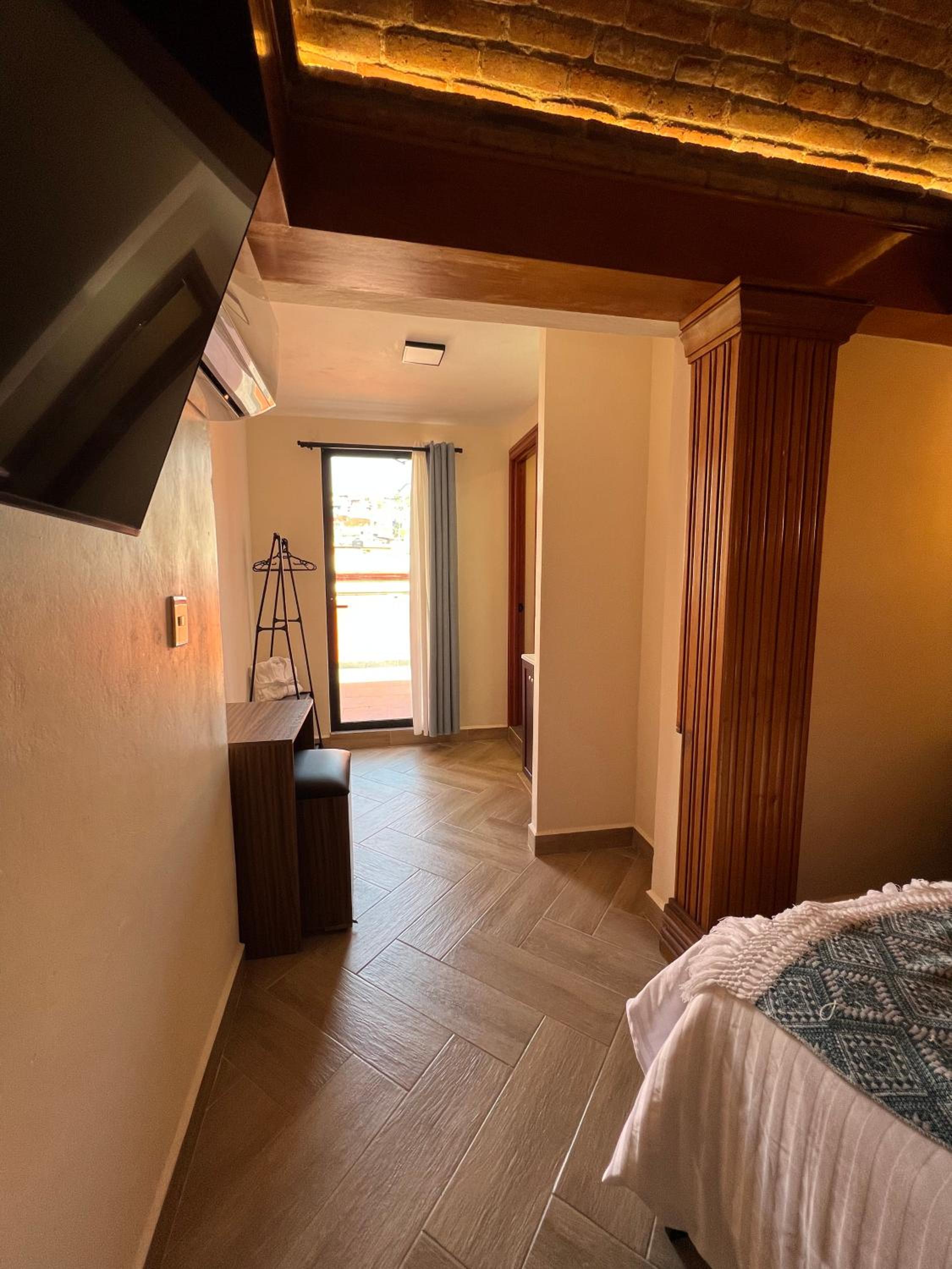 Junior Suite with Terrace photo 2