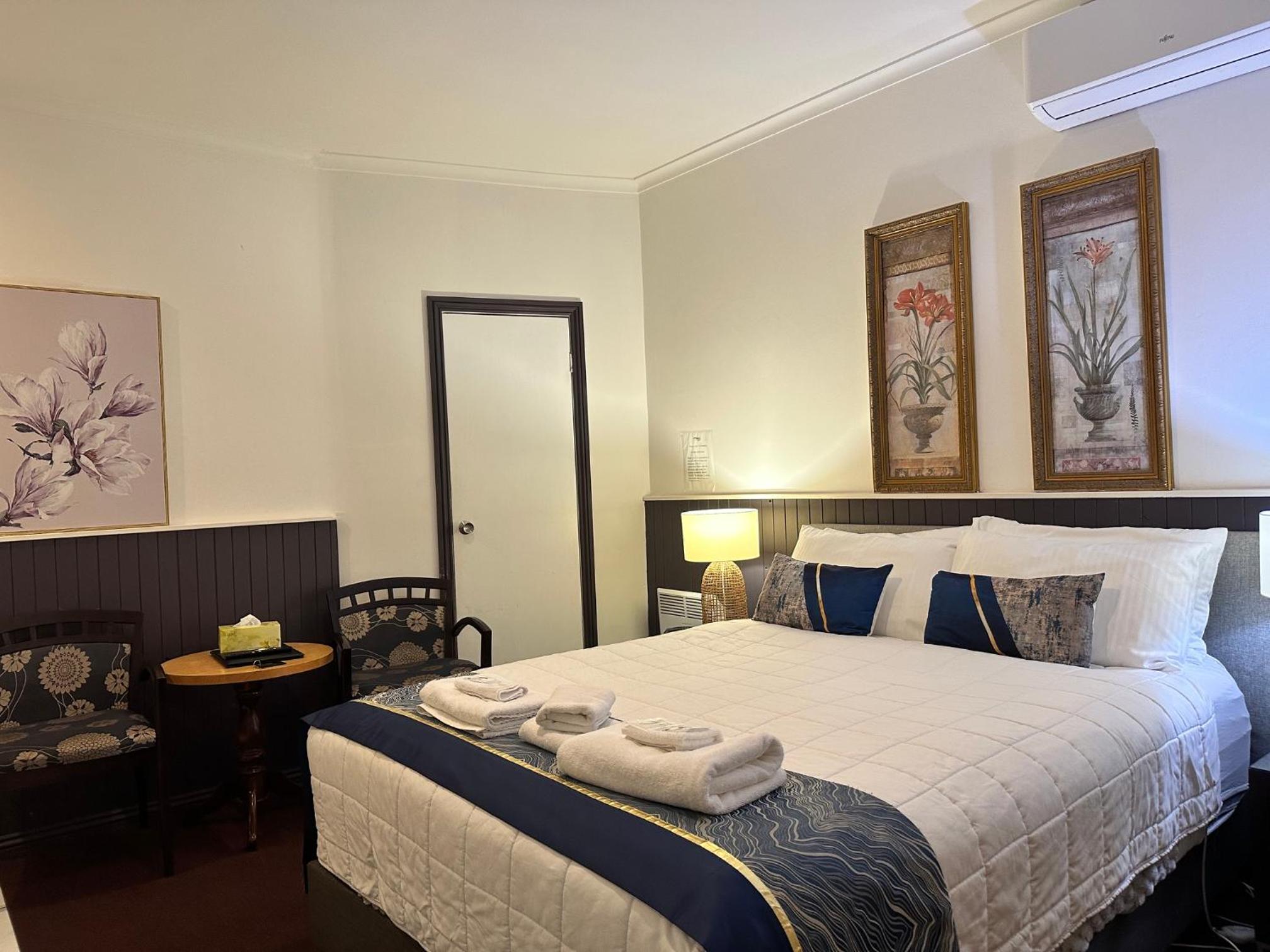 Budget Double Room - Non Pet Friendly photo 1