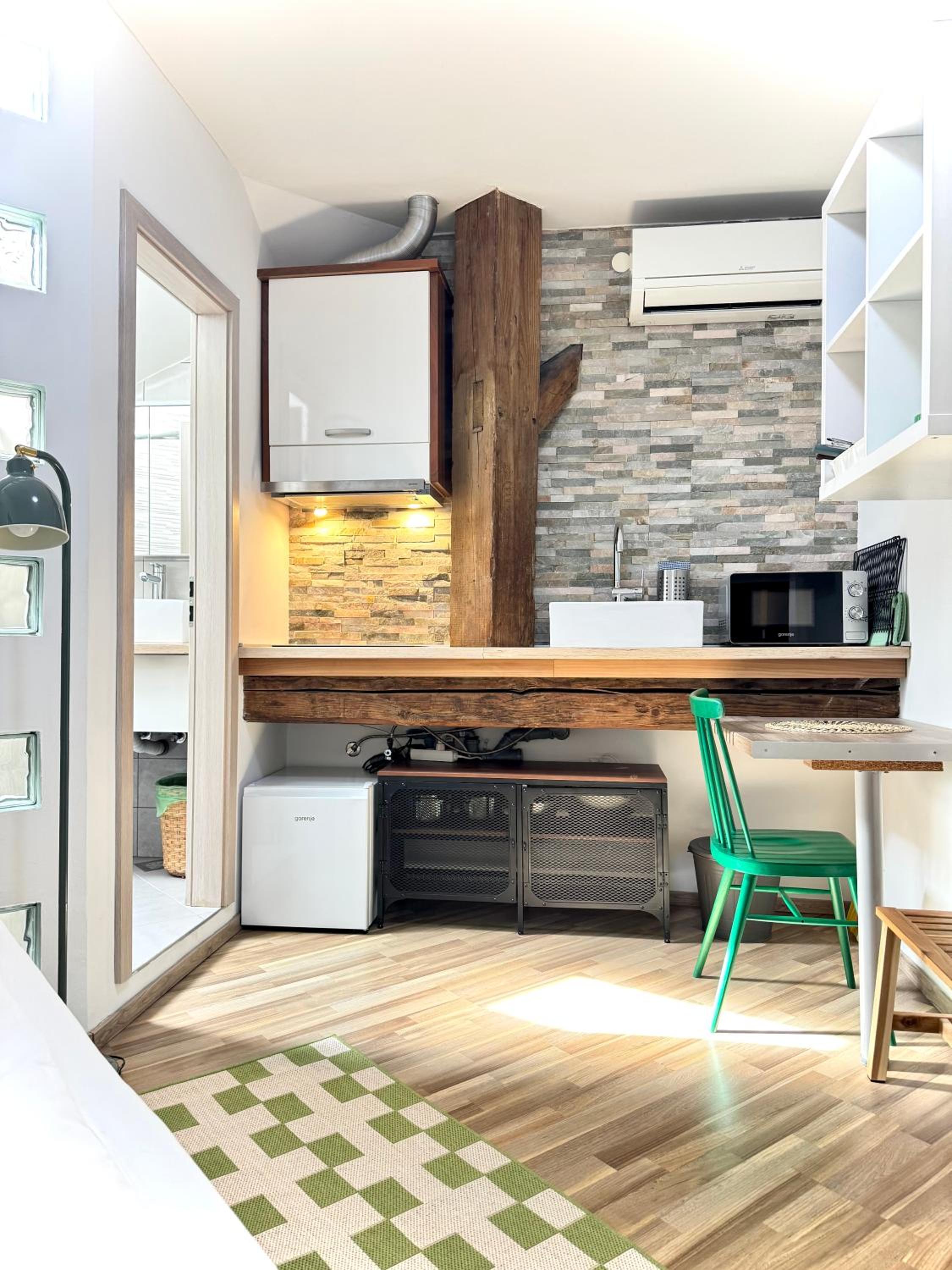 Budget Single Room