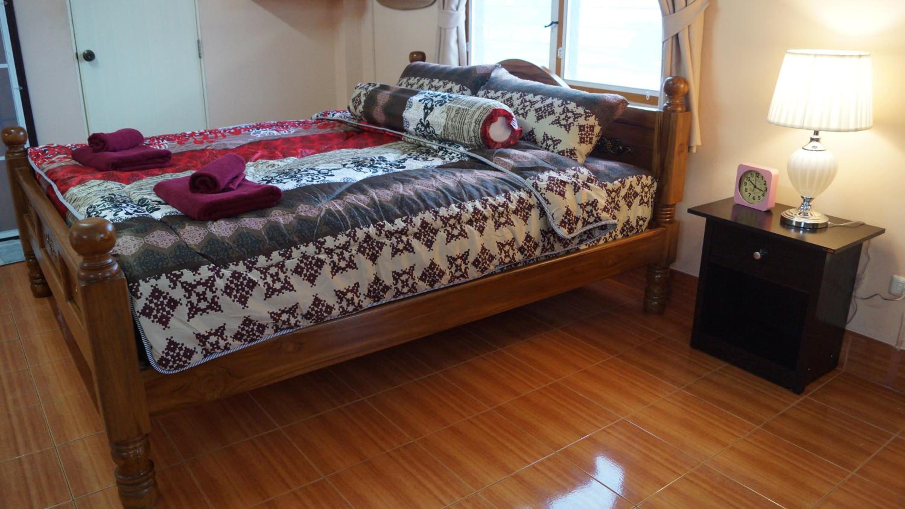 Studio Apartment - Photo 5