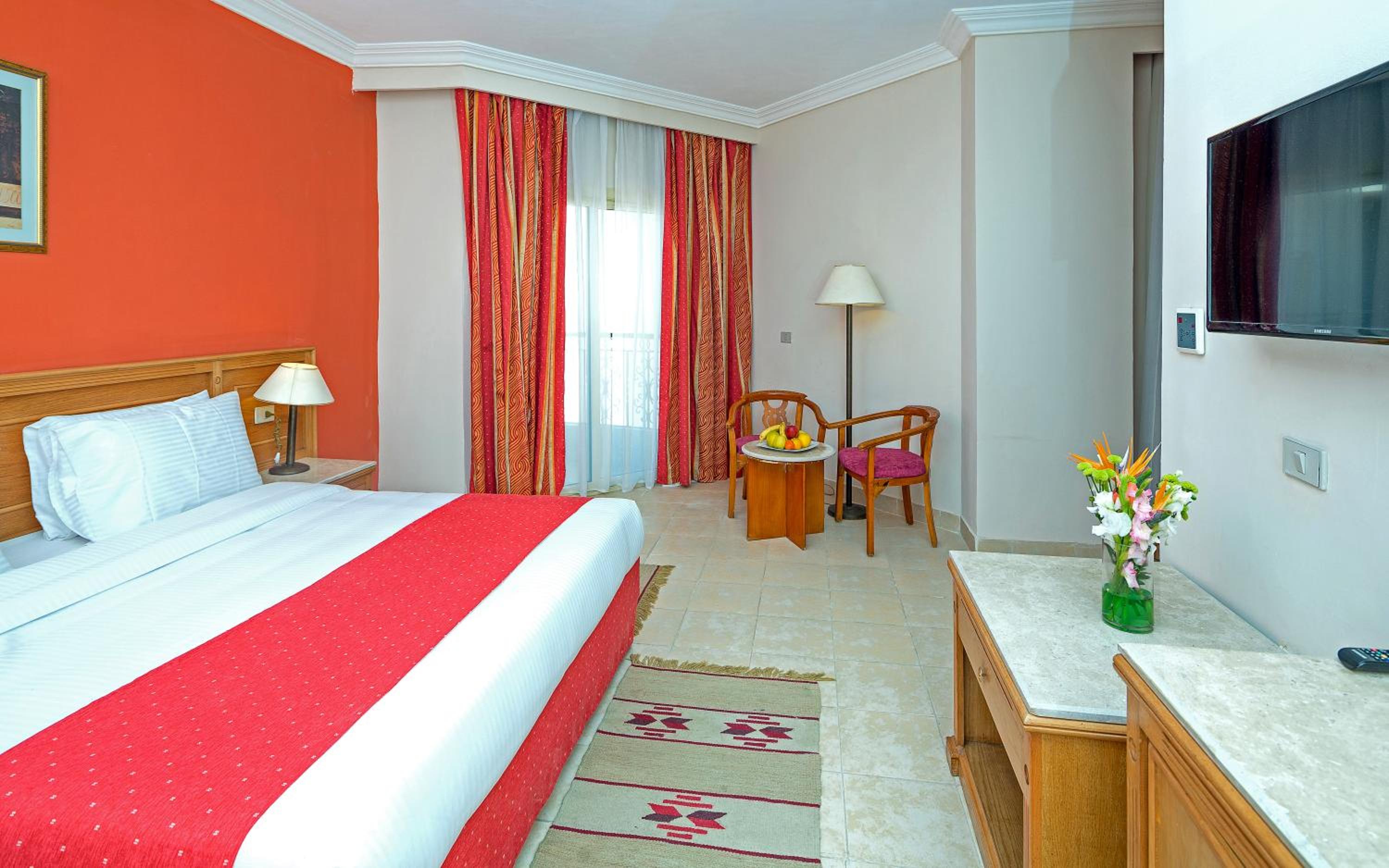 Standard Triple Room - Garden View