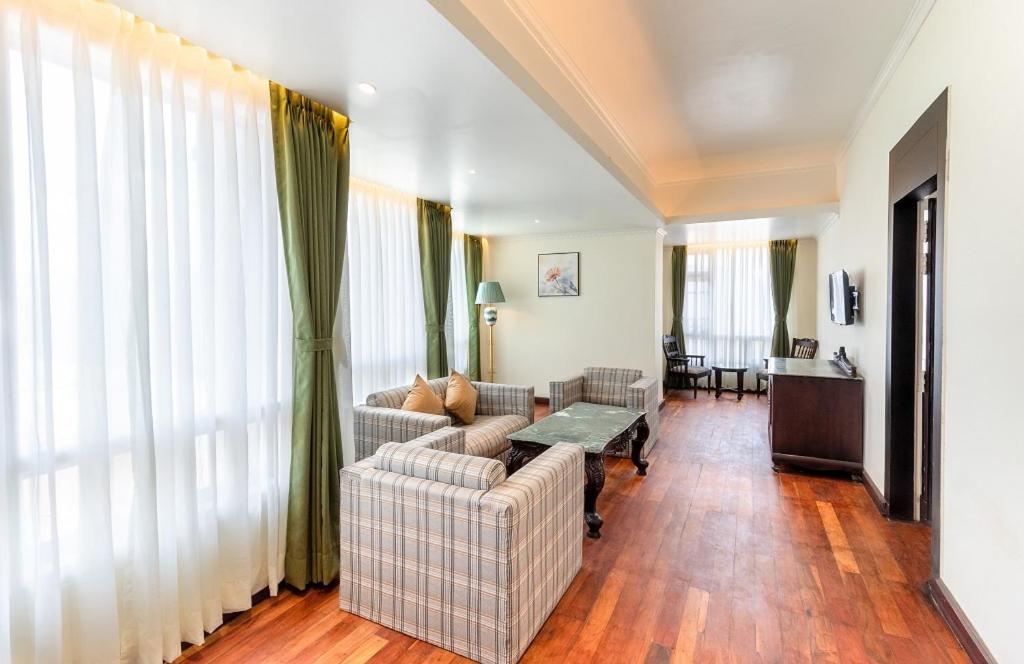 Superior King Room