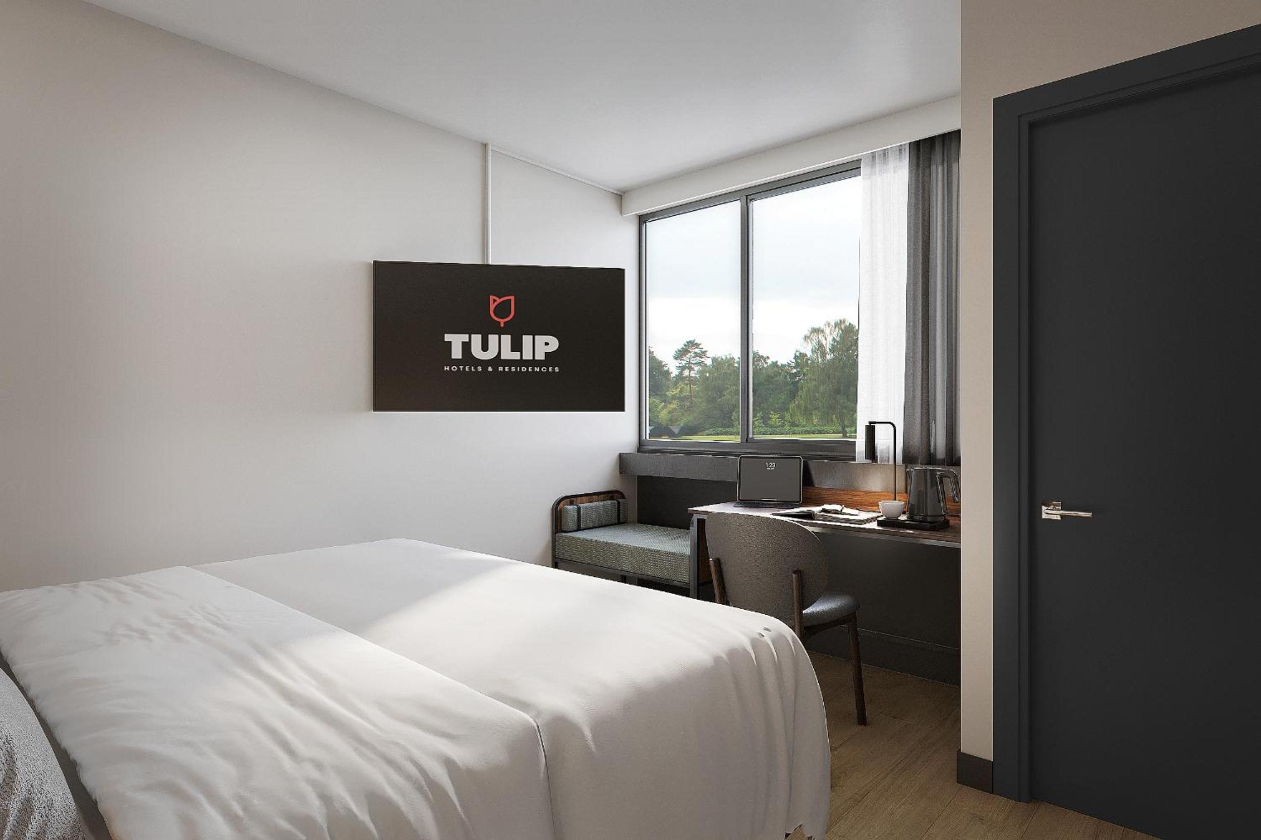 Superior Room - 1 King Bed