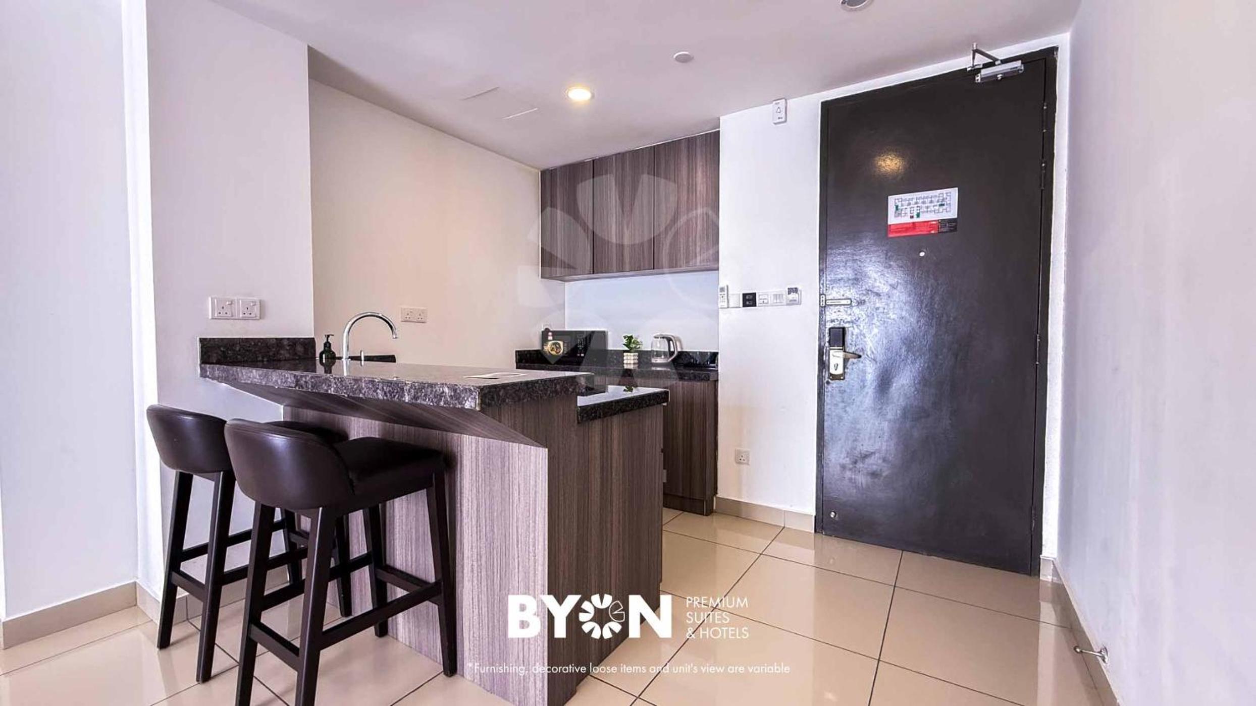 Executive One Bedroom Suite - Photo 2