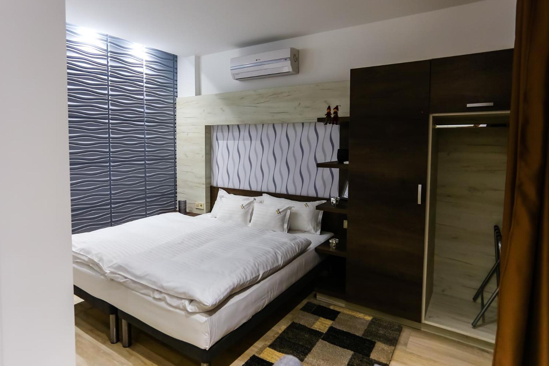 Apartment with Double Bed photo 2
