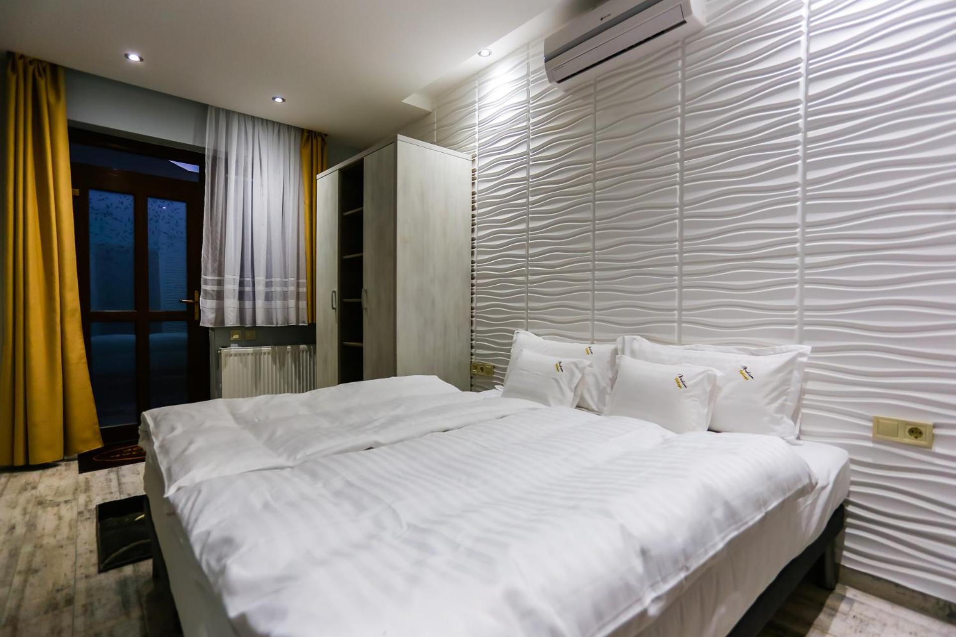 Deluxe Double Room - Photo 6