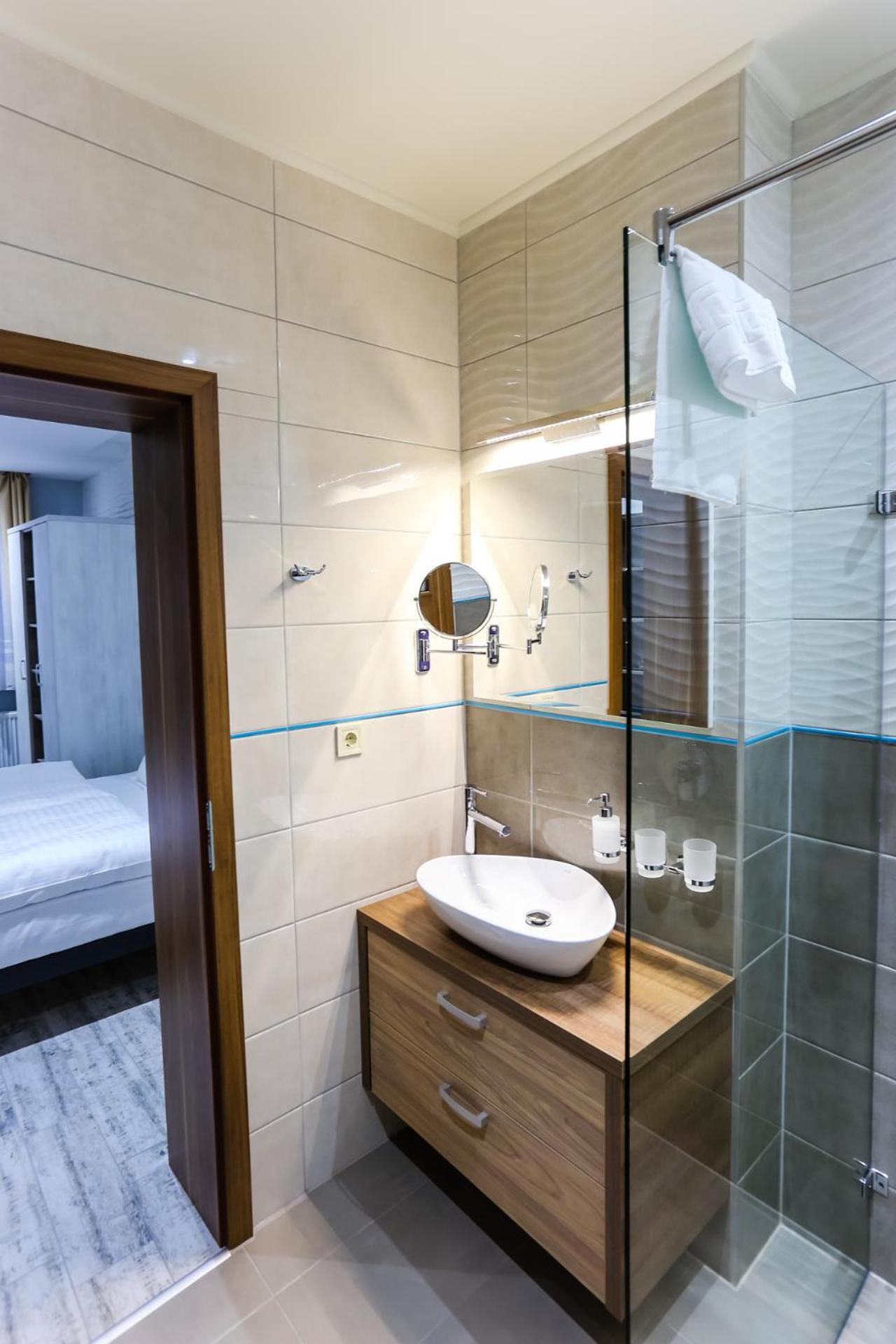 Deluxe Double Room - Photo 5