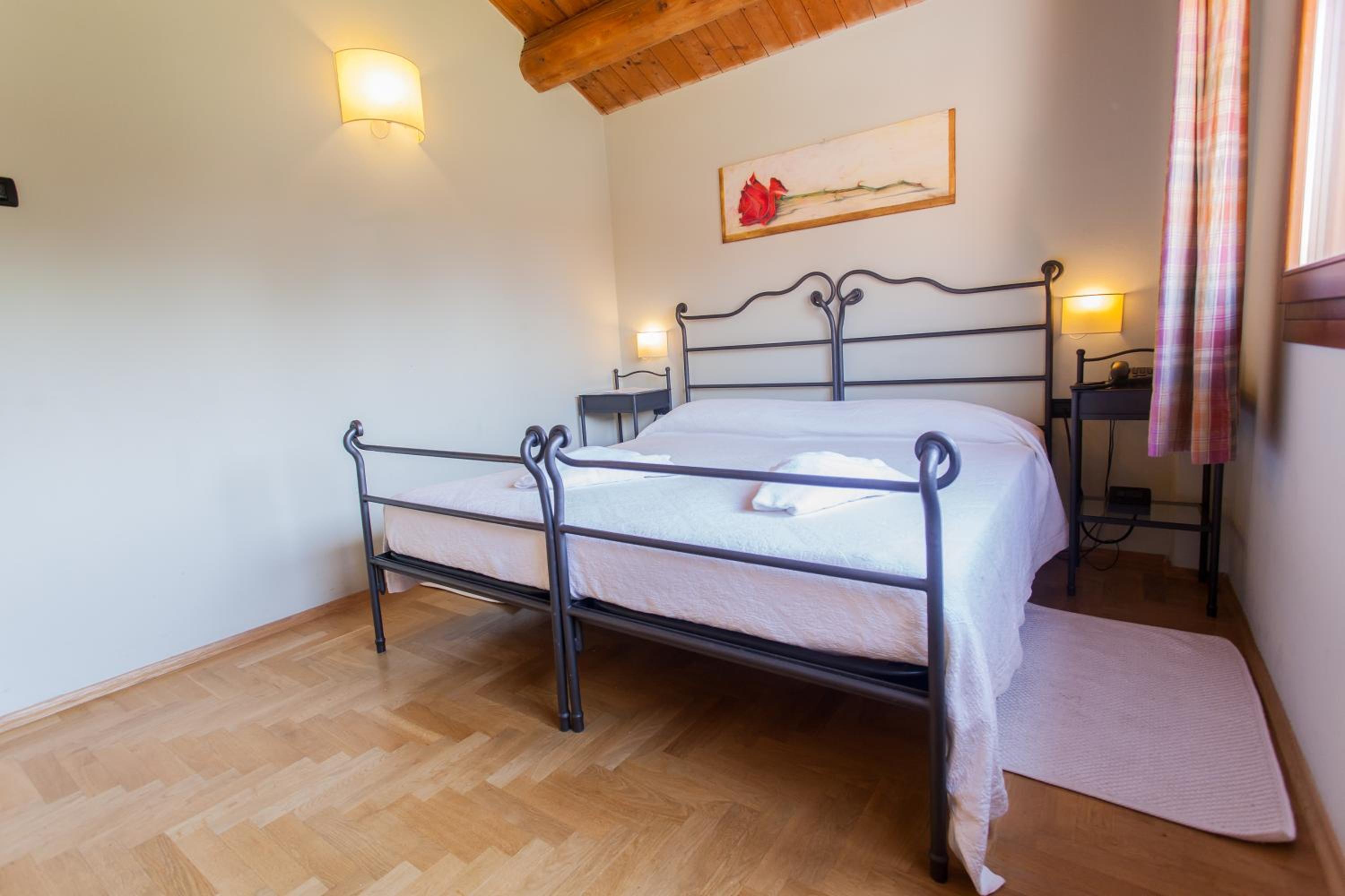 Junior Suite (4 Adults) - Photo 9