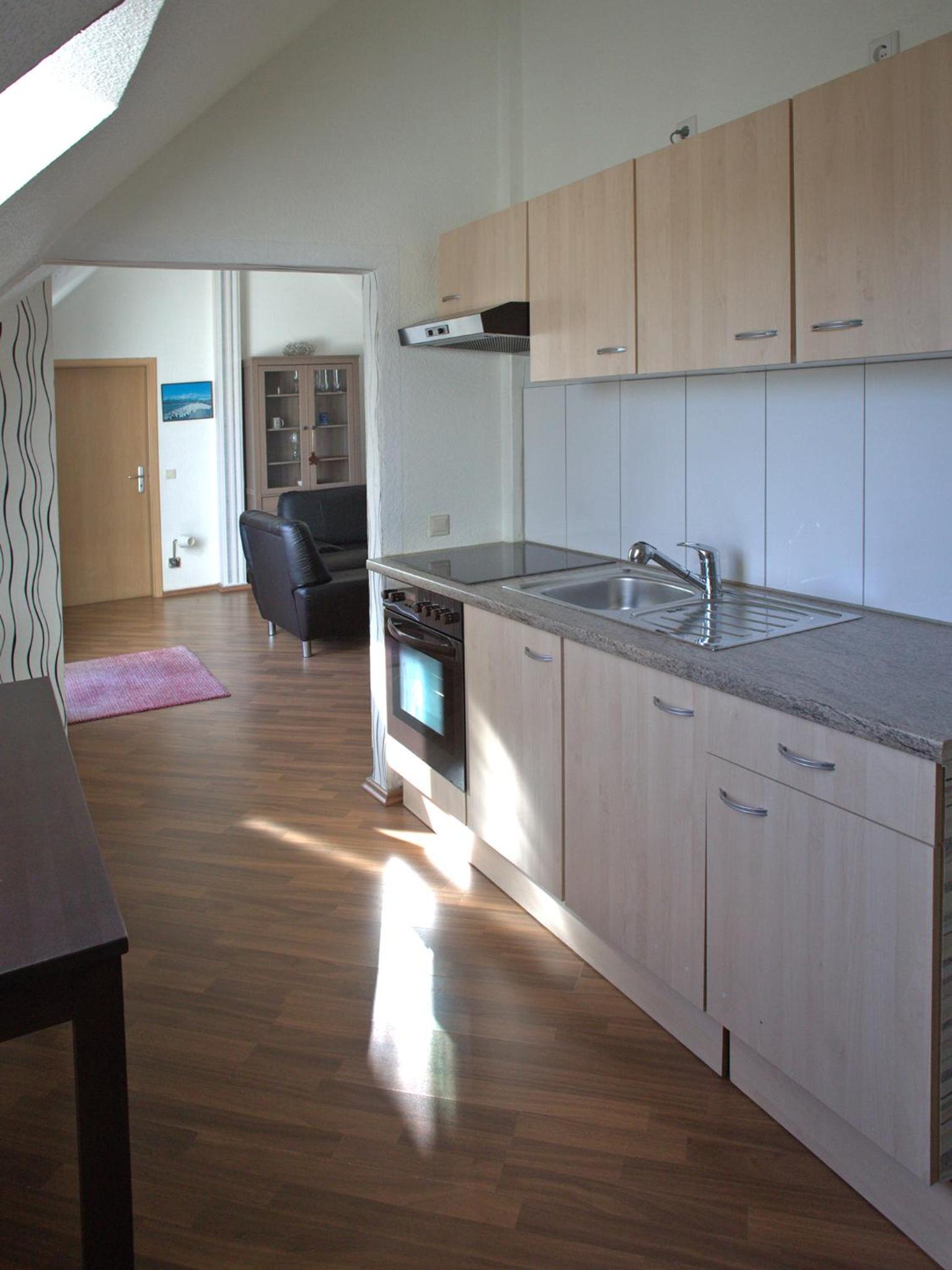 Family Room - Photo 19