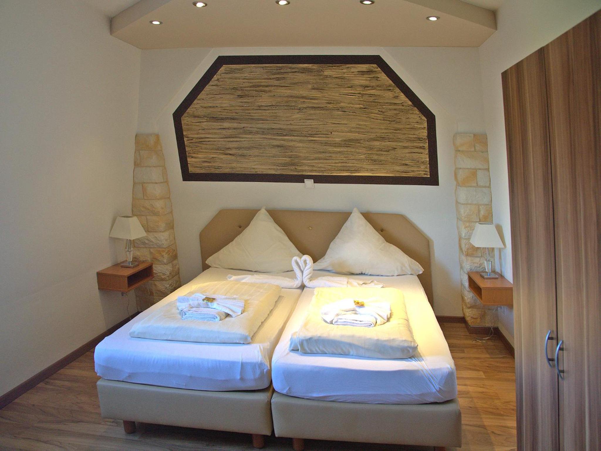 Double Room - Photo 2