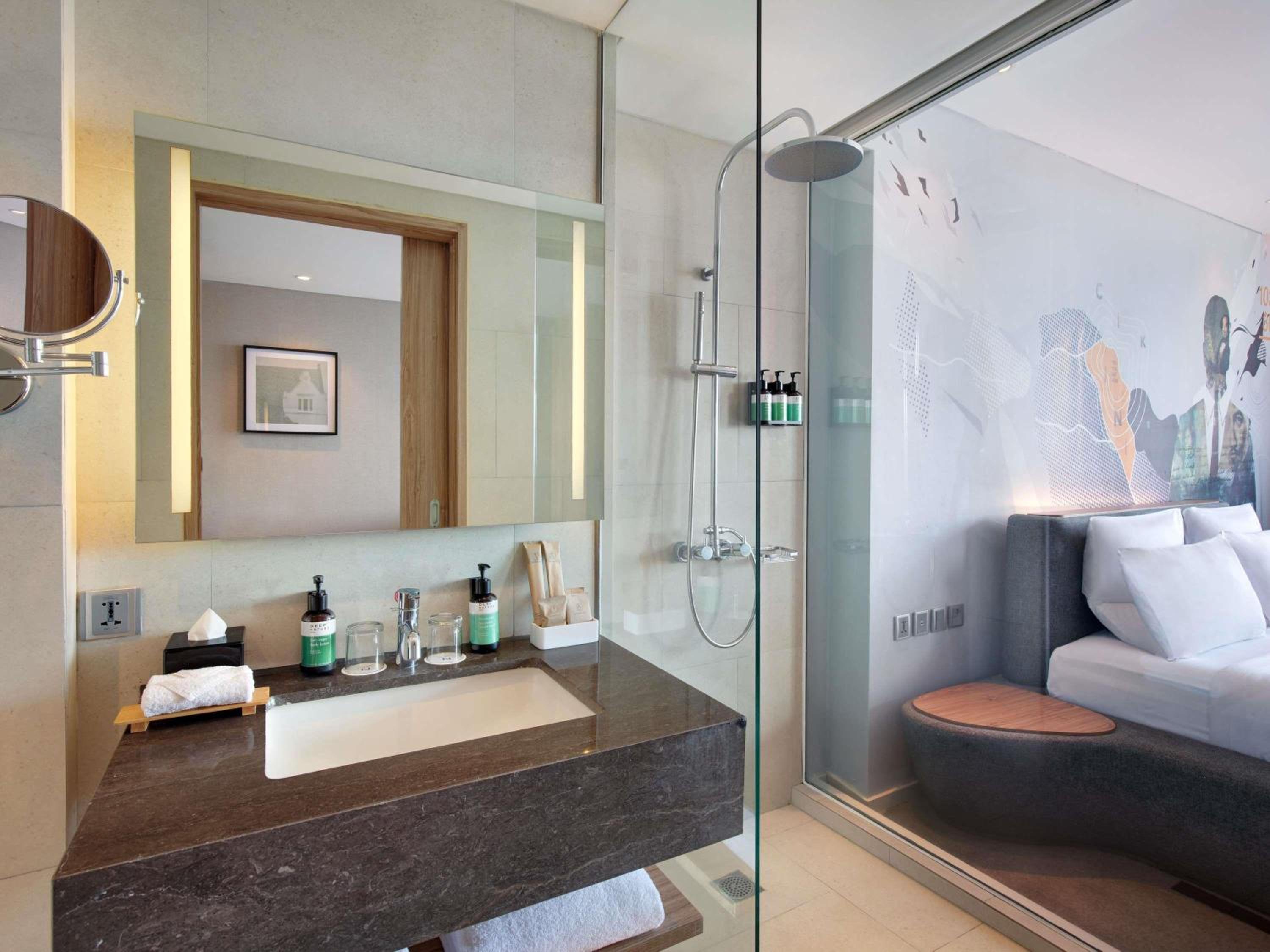 Deluxe Executive King Room - Photo 2
