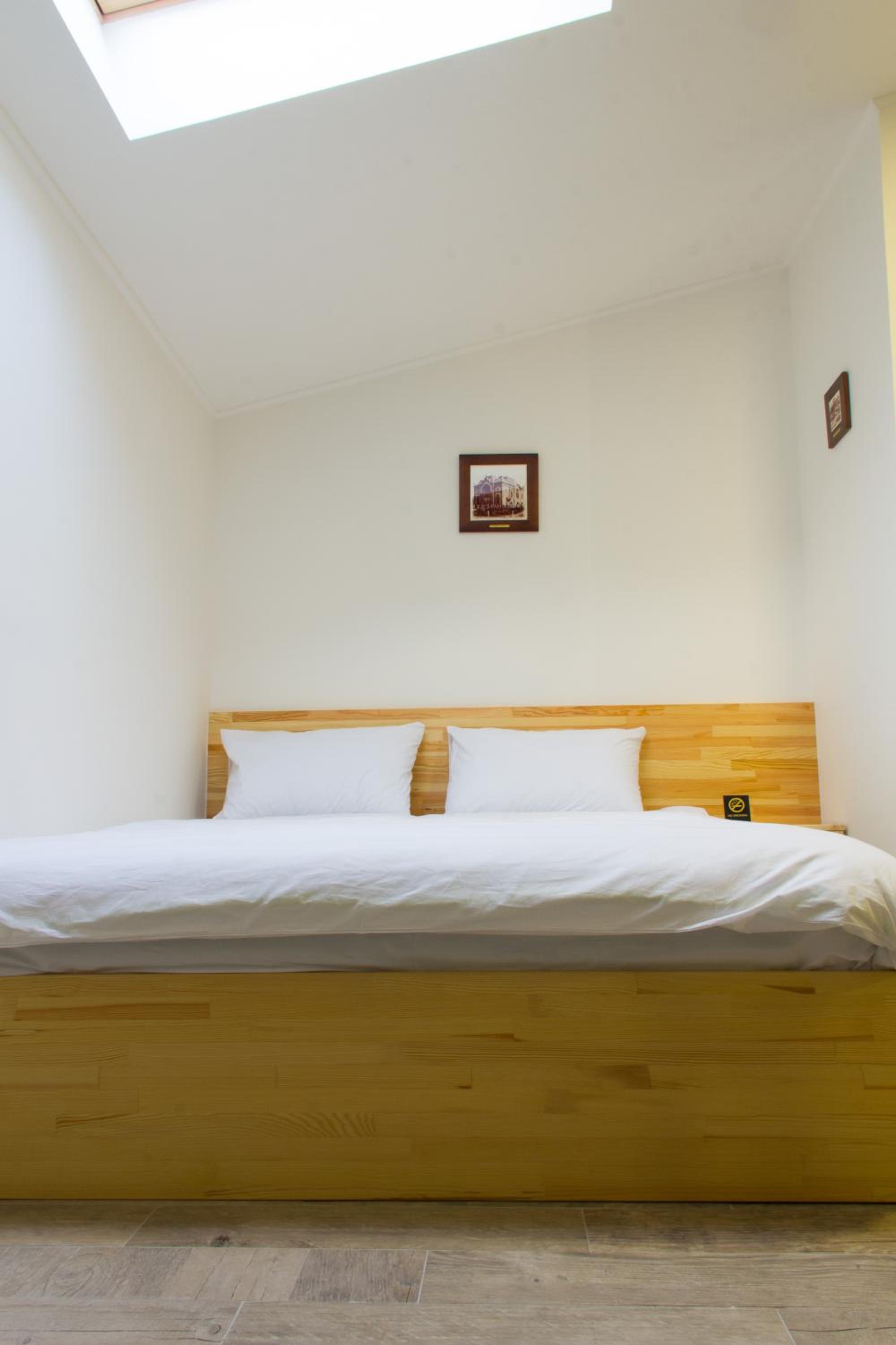 Standard Double Room photo 3