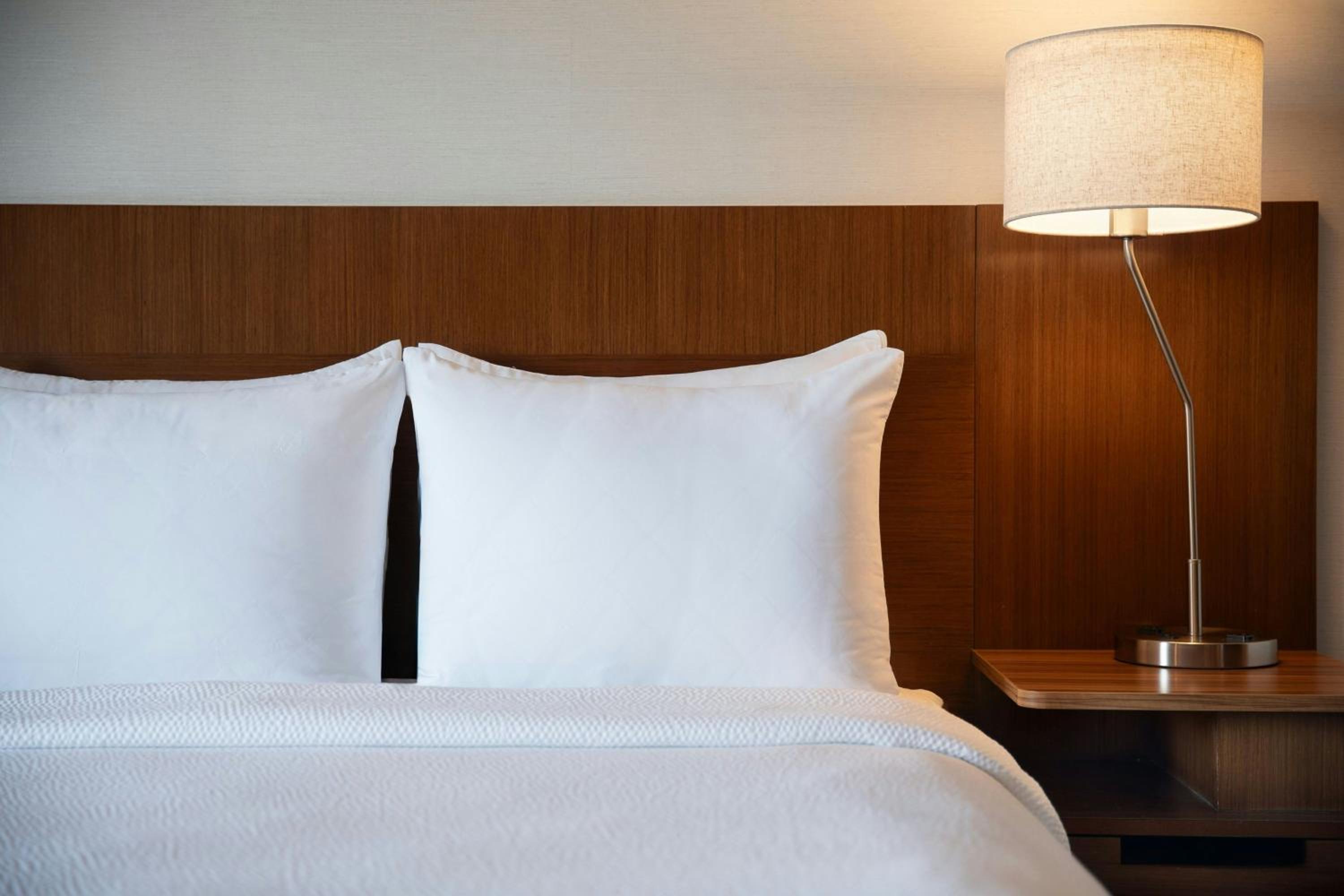 King Room - Hearing Accessible