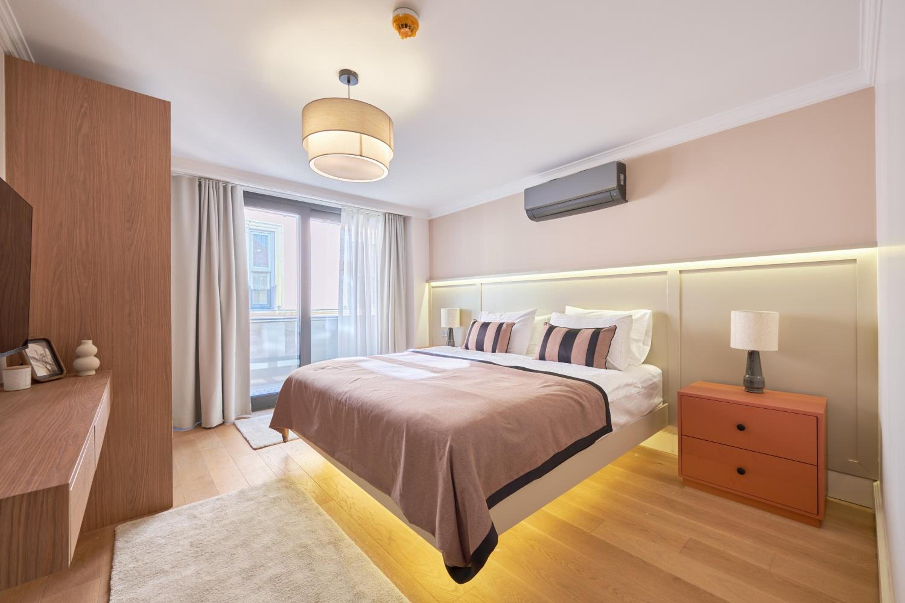 Three-Bedroom Premium Apartment with Balcony