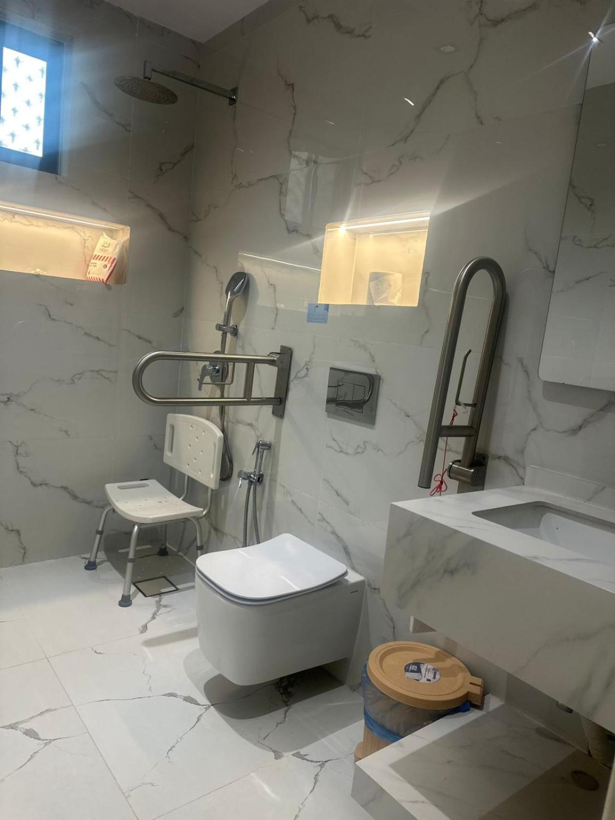 Double Room - Disability Access photo 1