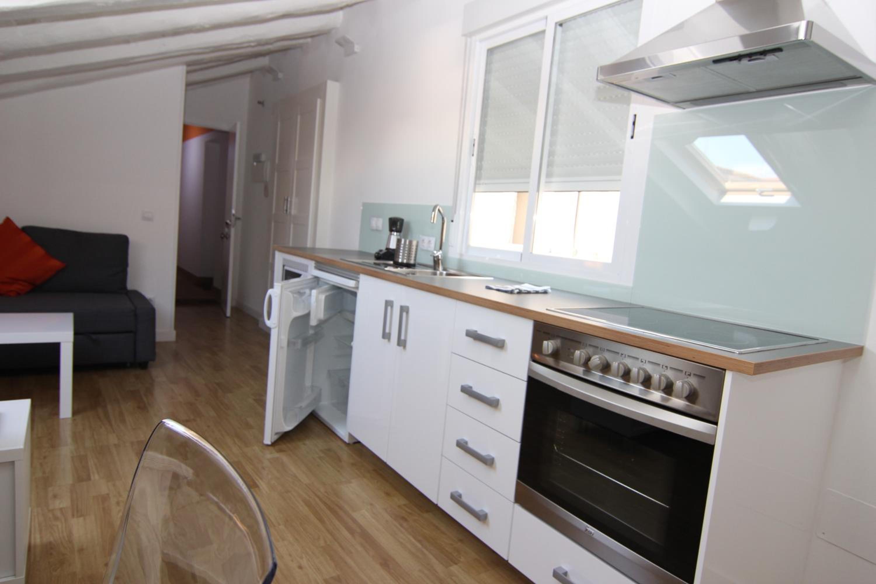 One-Bedroom Apartment - Photo 10