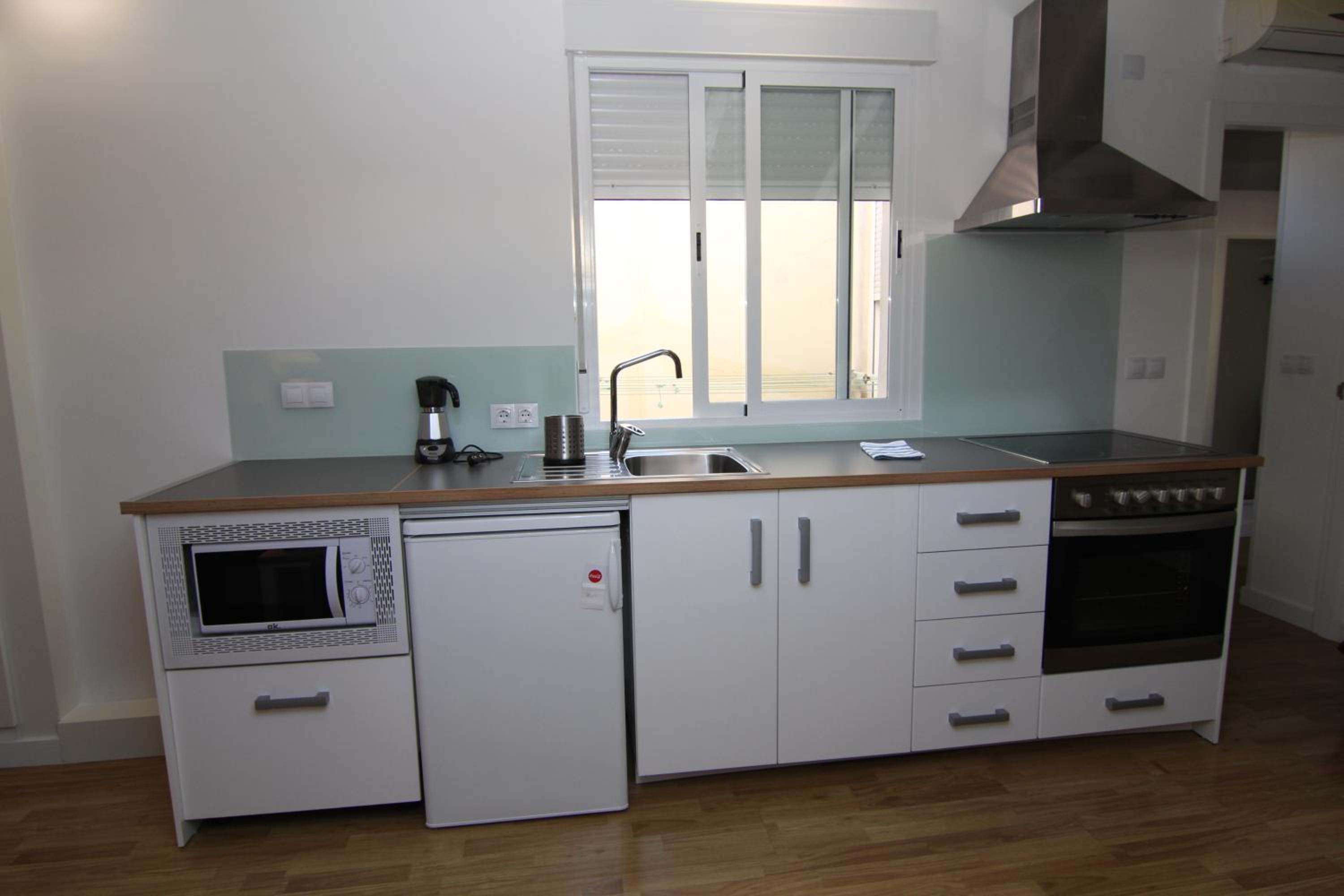 One-Bedroom Apartment - Photo 9