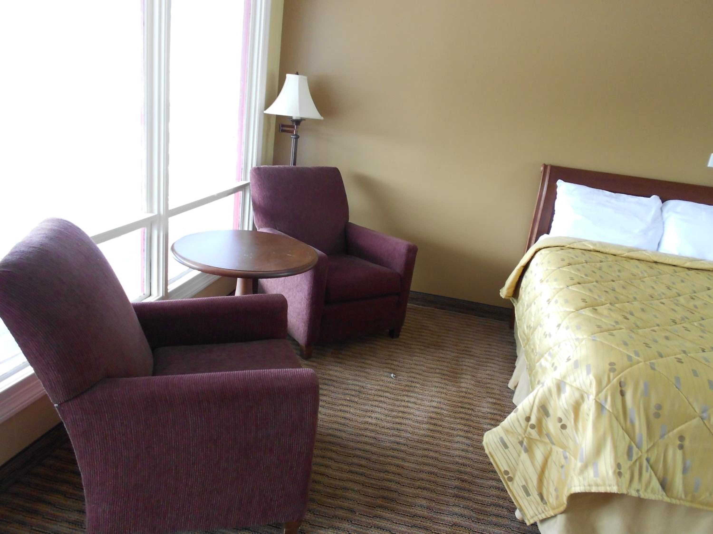 Double Room with Two Double Beds - Photo 2