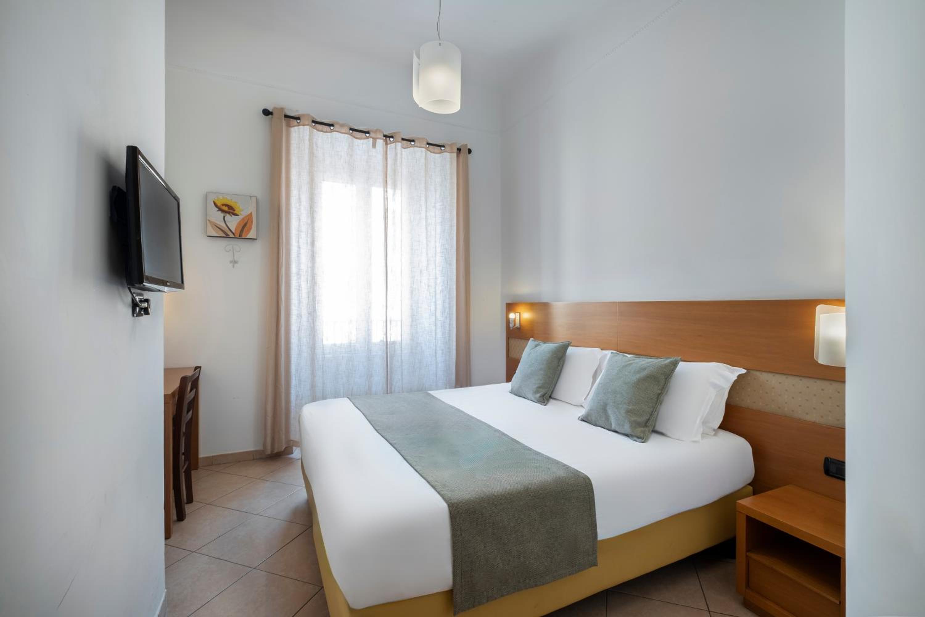 Double or Twin Room photo 1