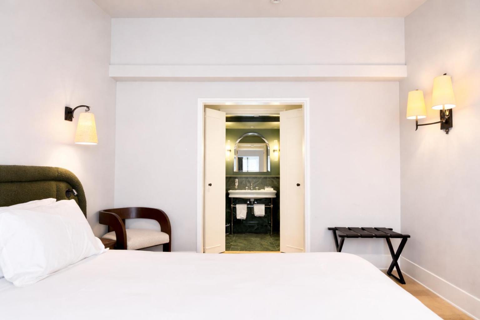 Deluxe Double Room - Photo 4