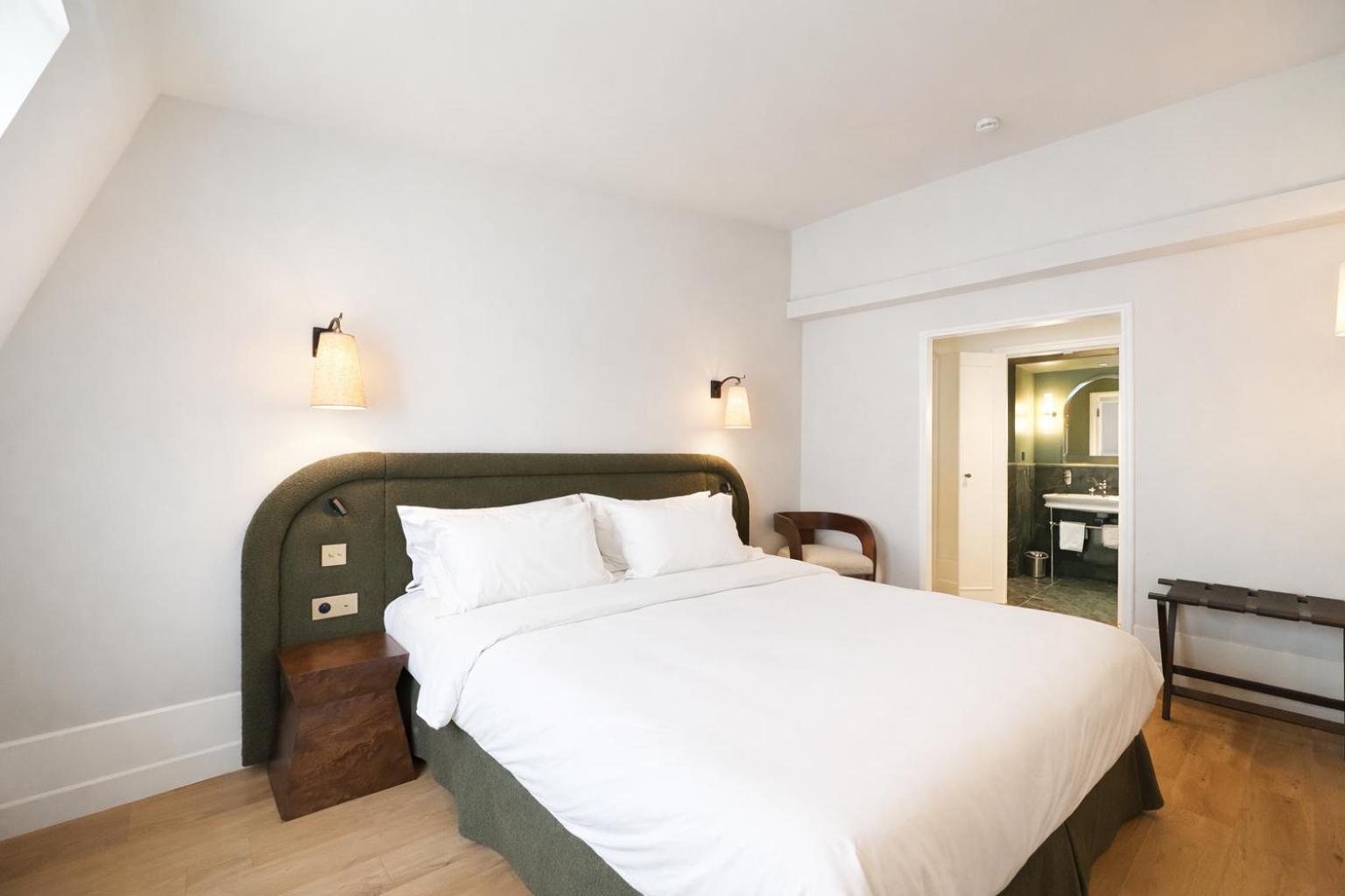 Deluxe Double Room - Photo 5
