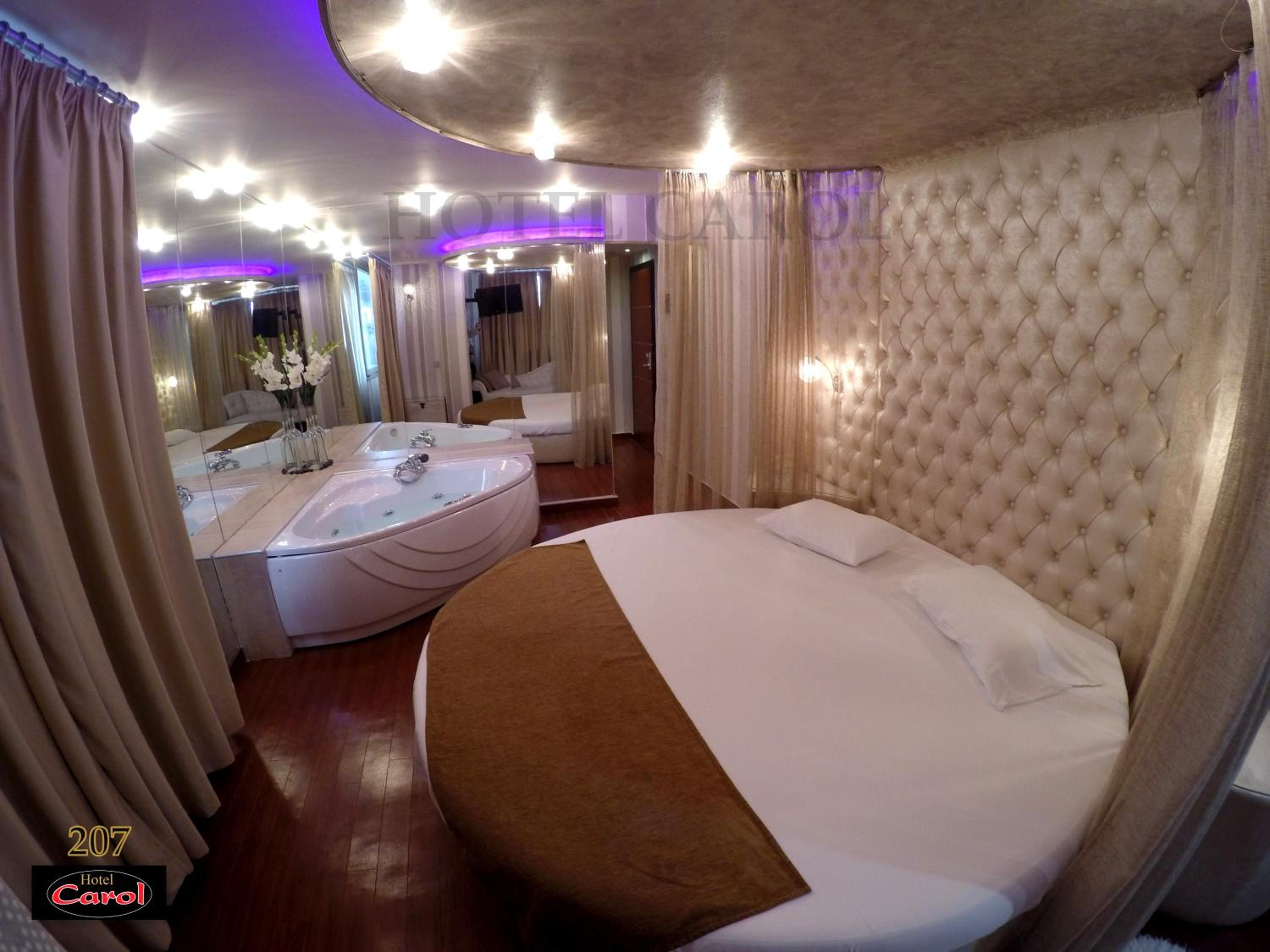 Junior Suite - Photo 13