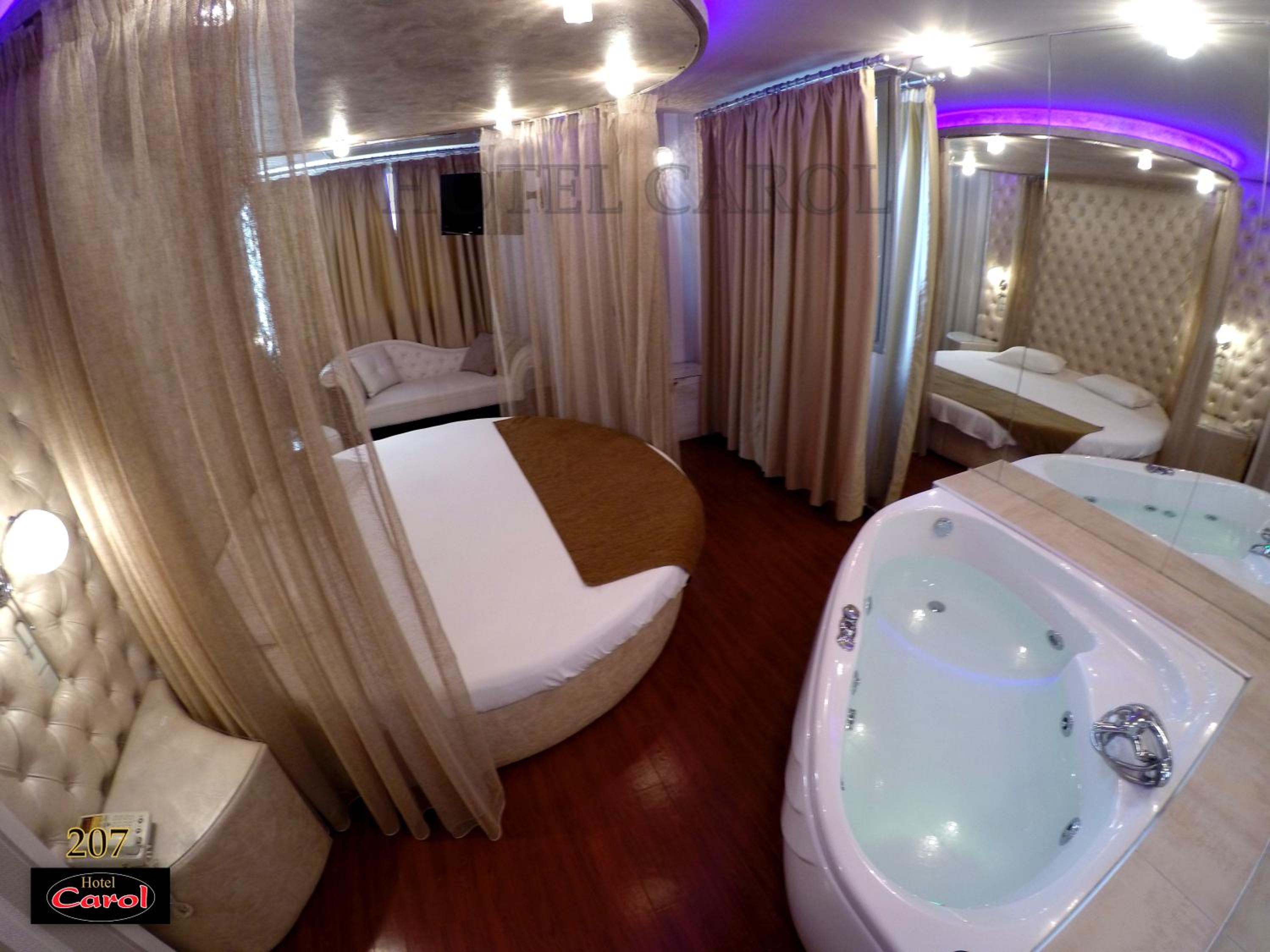 Junior Suite - Photo 12